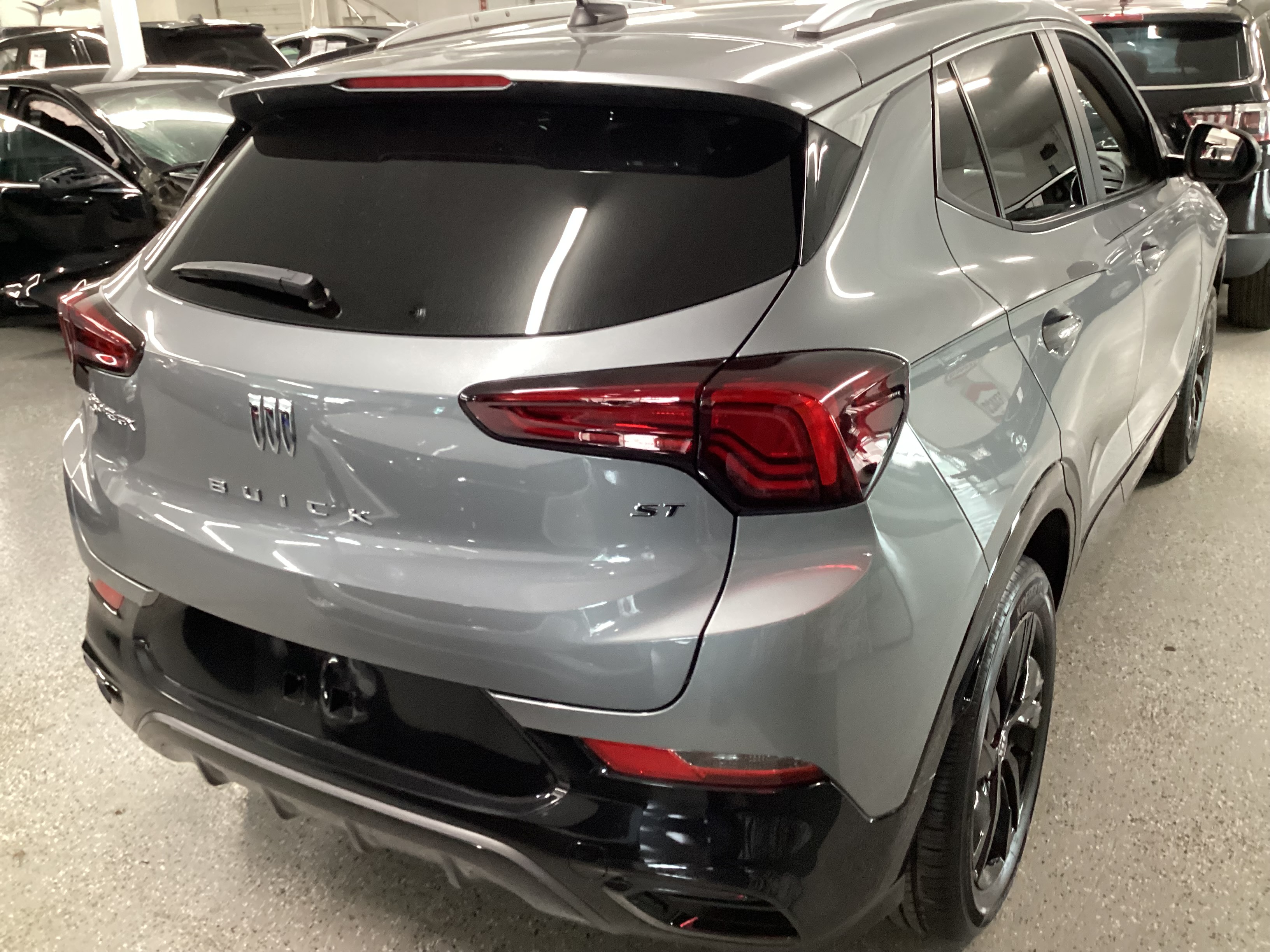 2024 BUICK Encore GX Sport Touring AWD - Image 3