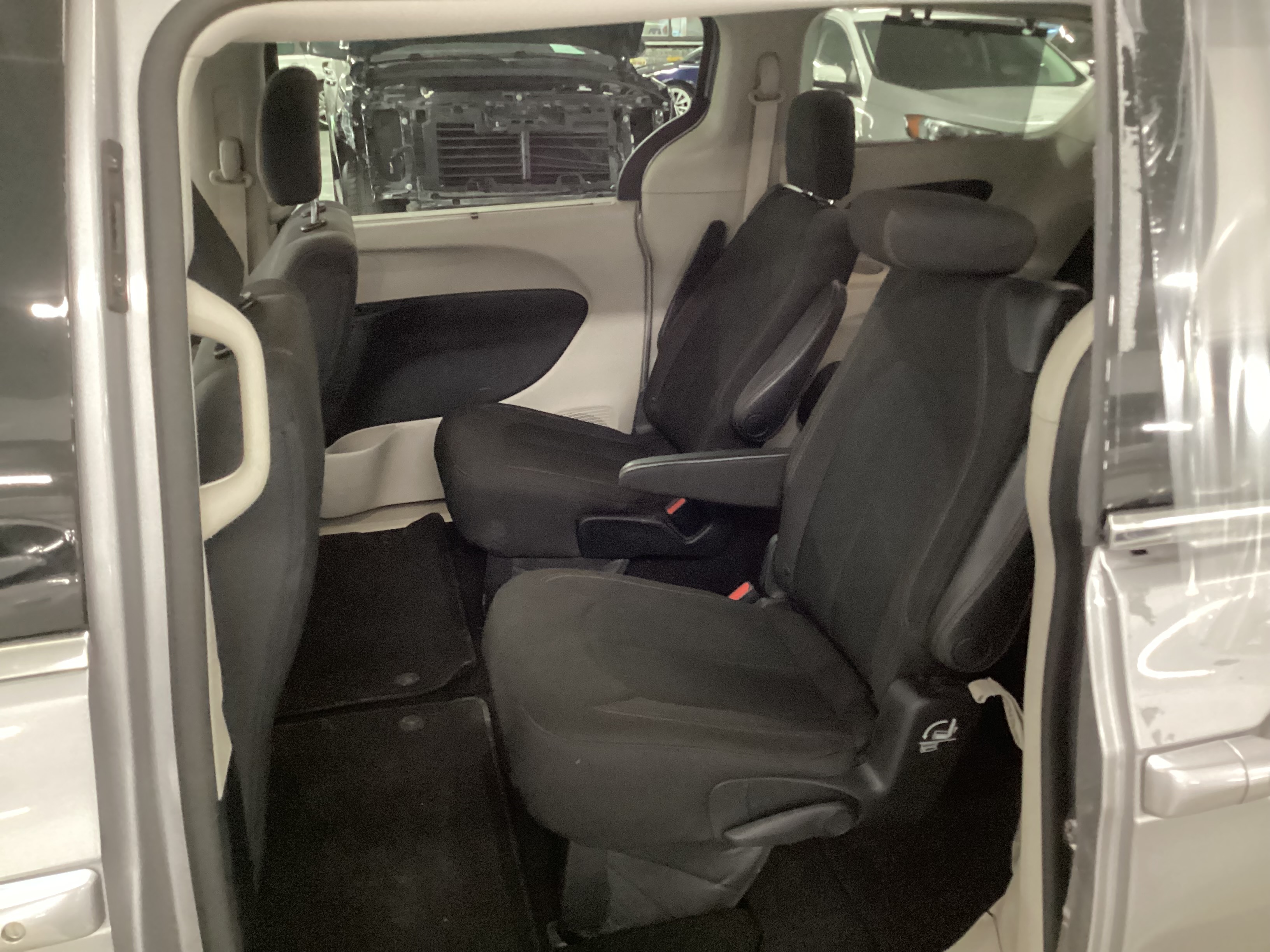 2017 CHRYSLER Pacifica Touring Plus - Image 8