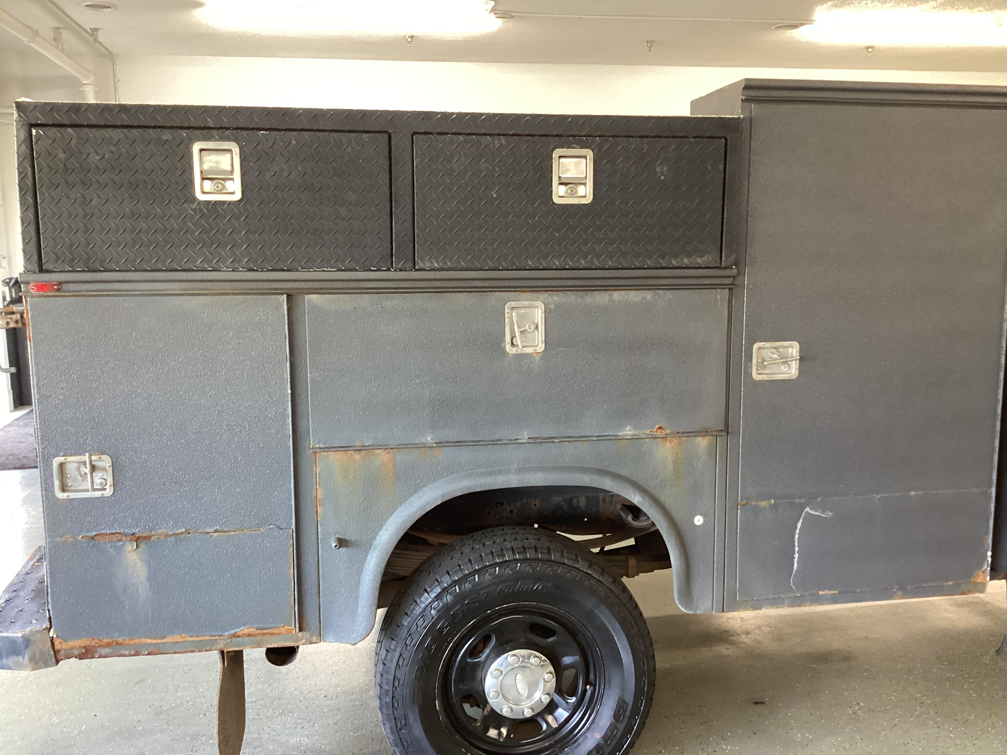 2011 FORD F-350 4WD SuperCab XL - Image 11