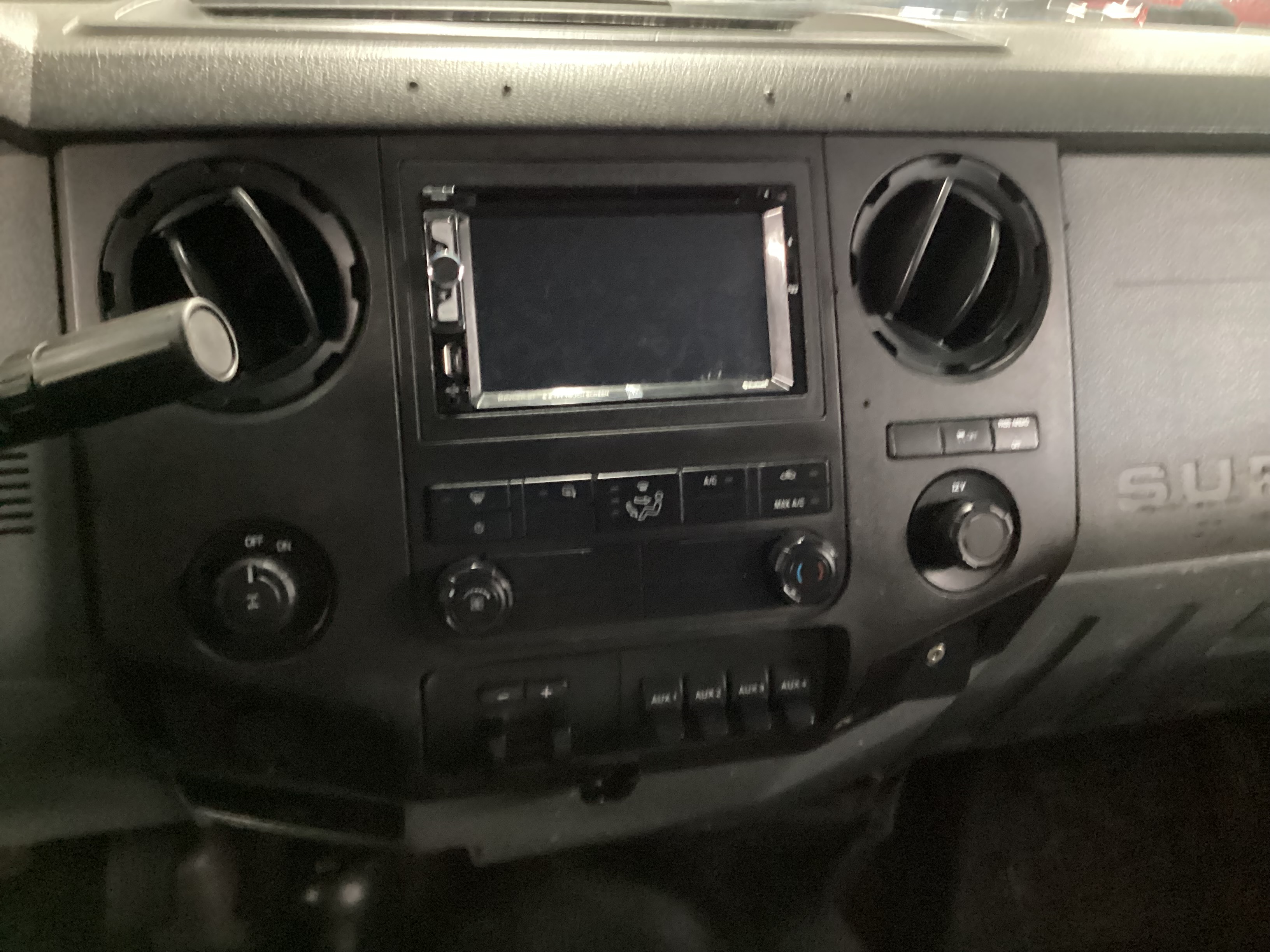 2011 FORD F-350 4WD SuperCab XL - Image 15
