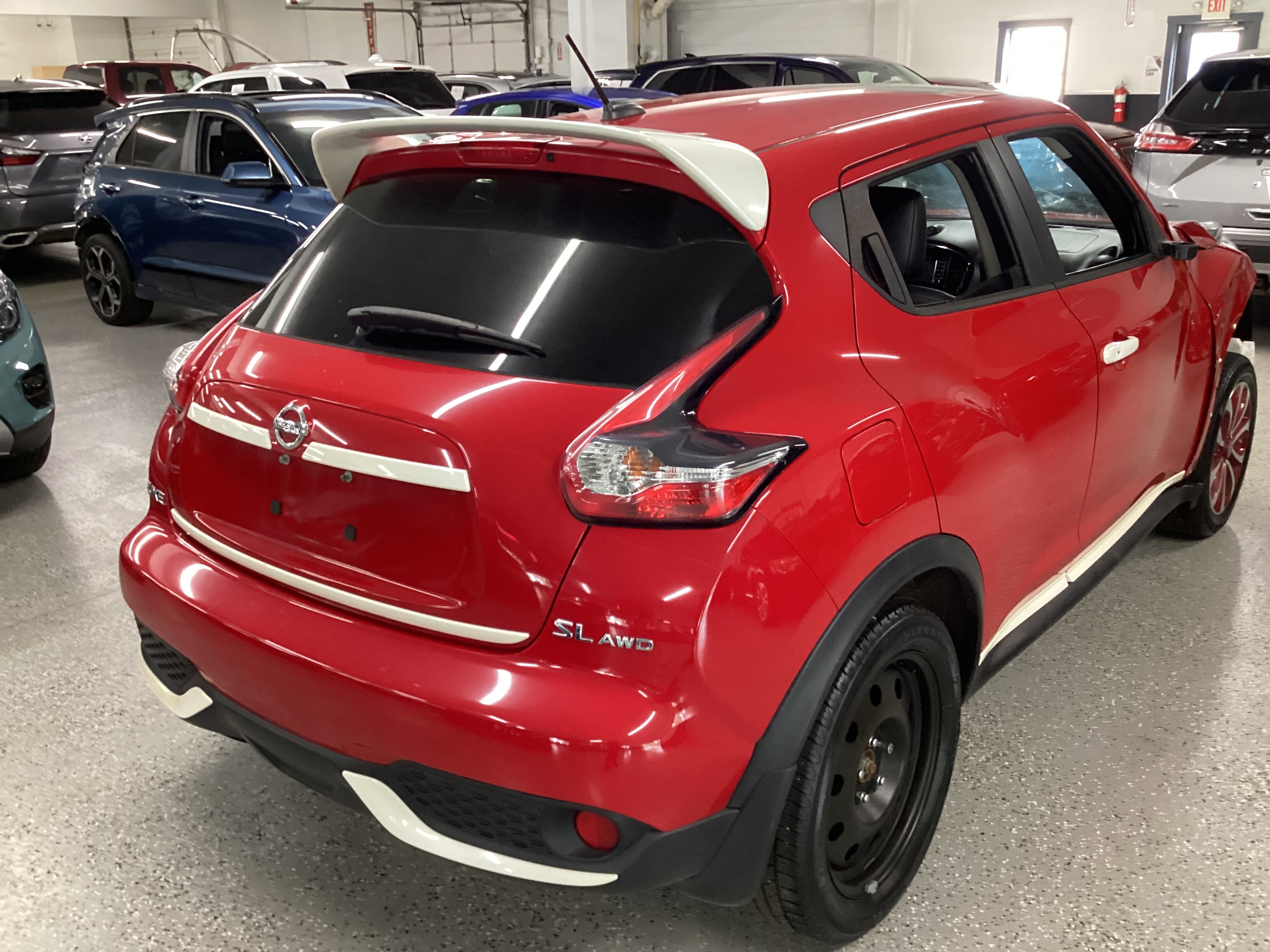 2015 NISSAN Juke SL AWD - Image 3