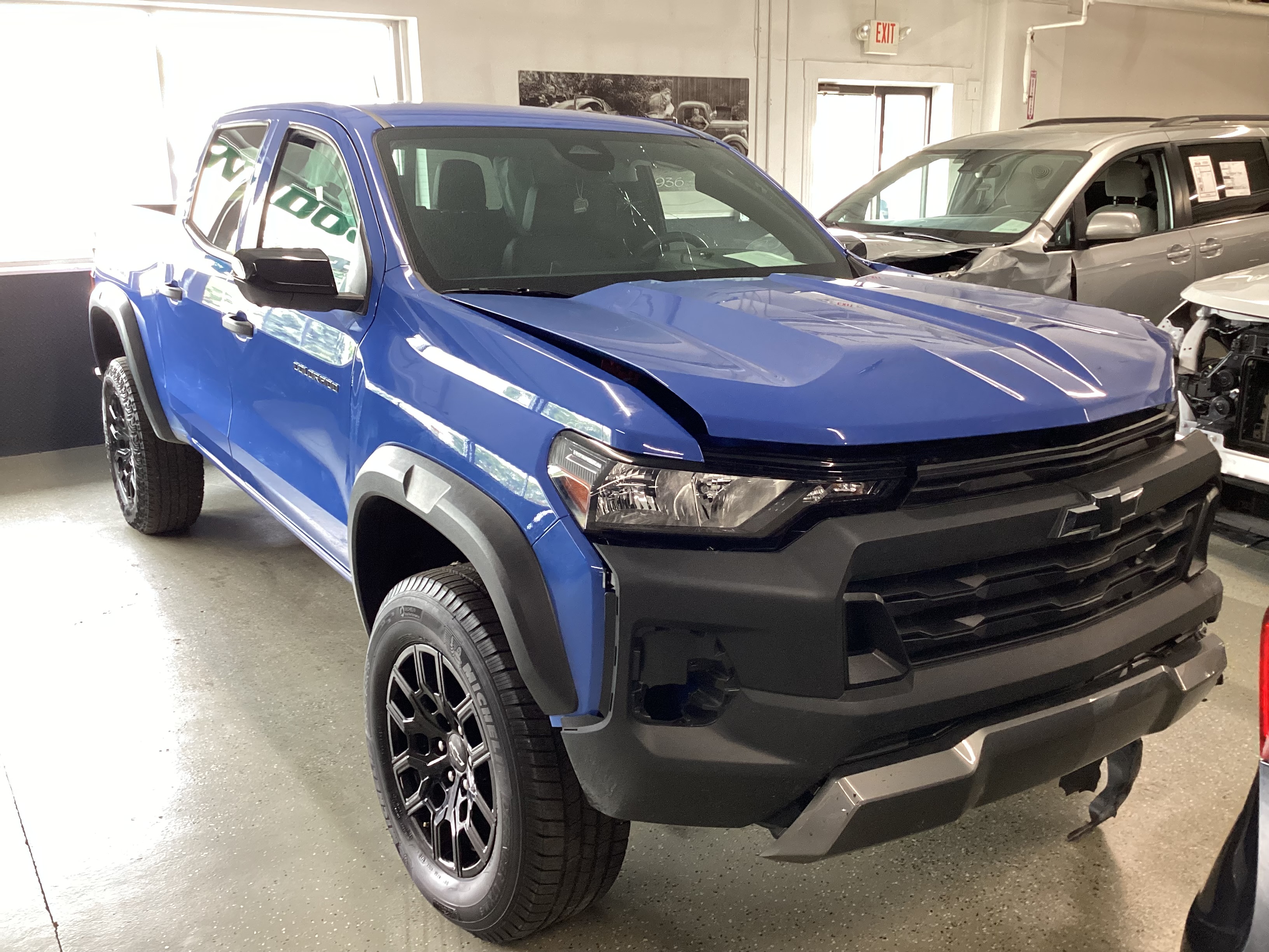 2026 CHEVROLET Colorado 4WD Crew Cab Trail Boss - Image 4