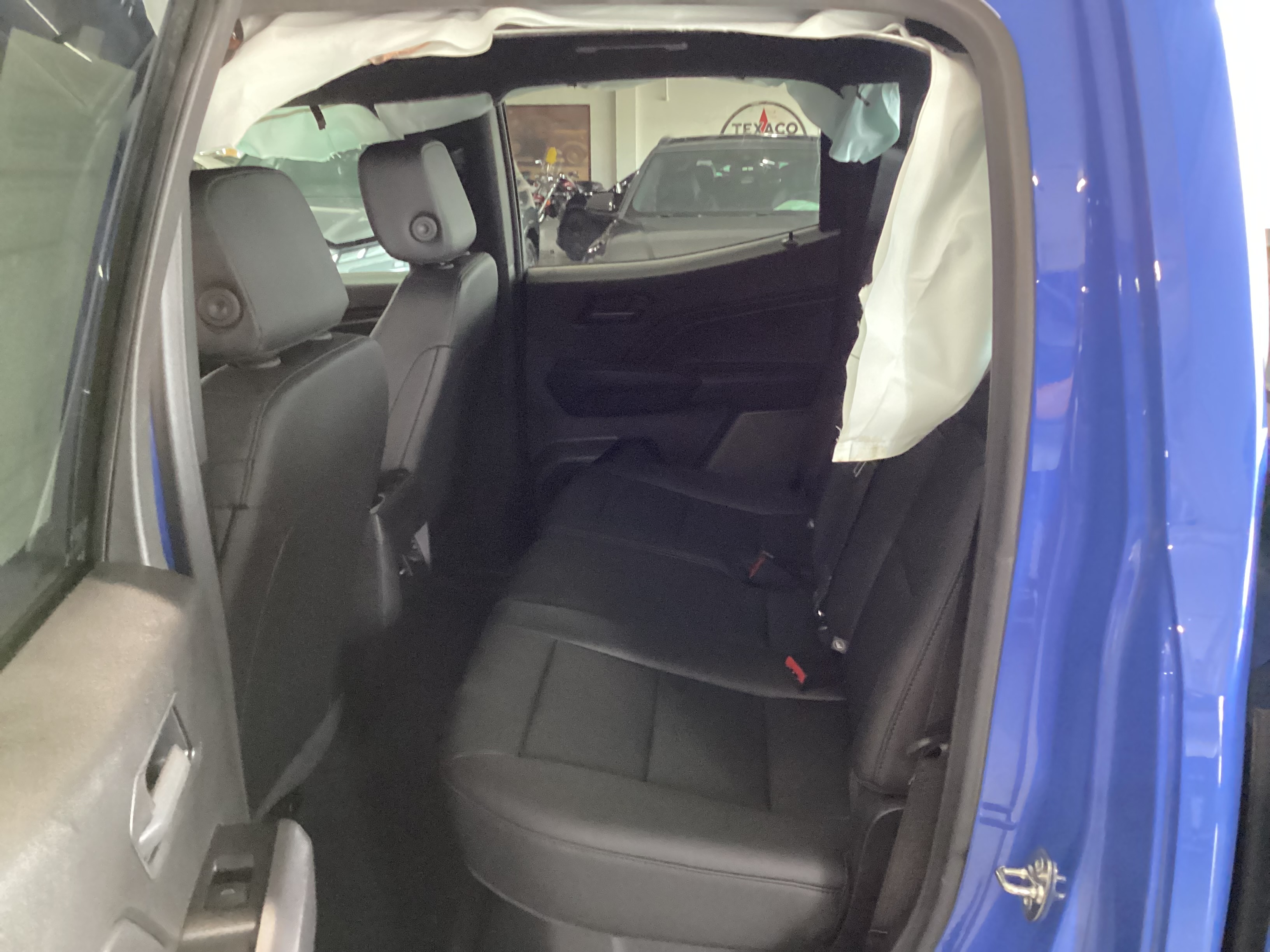 2026 CHEVROLET Colorado 4WD Crew Cab Trail Boss - Image 13