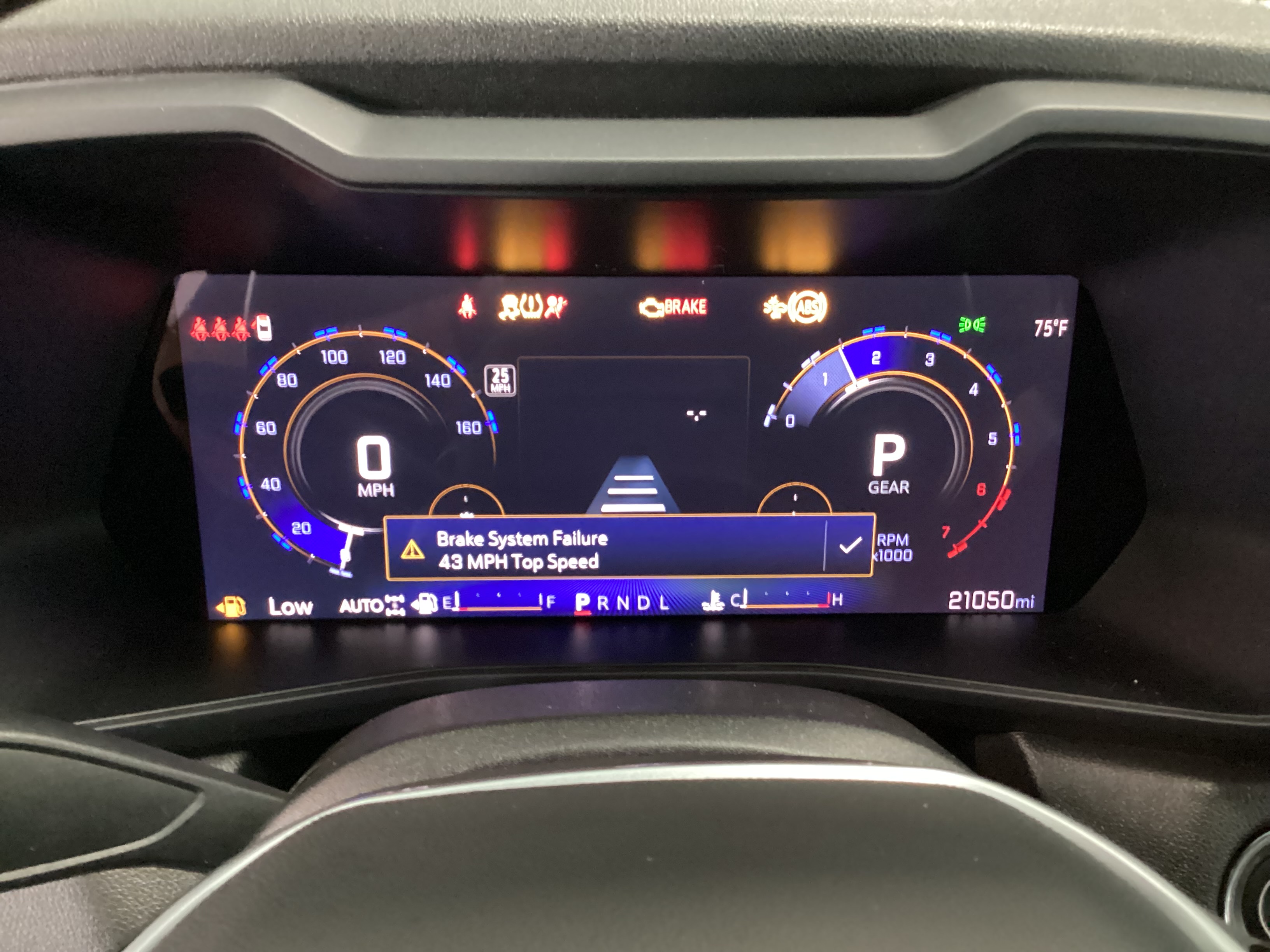 2026 CHEVROLET Colorado 4WD Crew Cab Trail Boss - Image 17