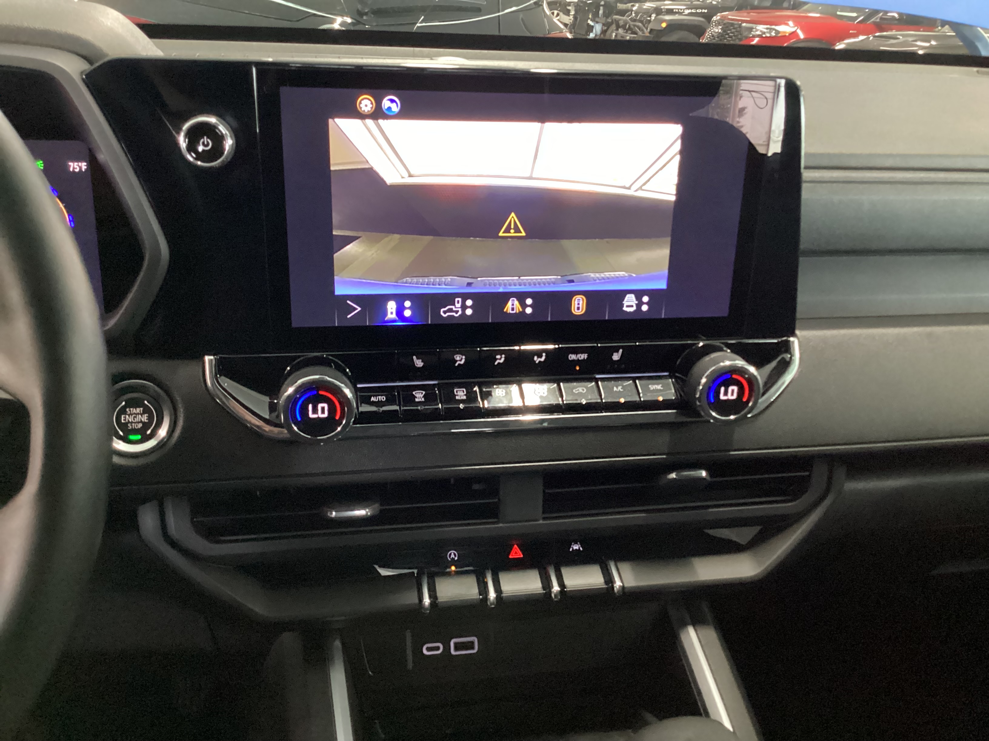 2026 CHEVROLET Colorado 4WD Crew Cab Trail Boss - Image 18