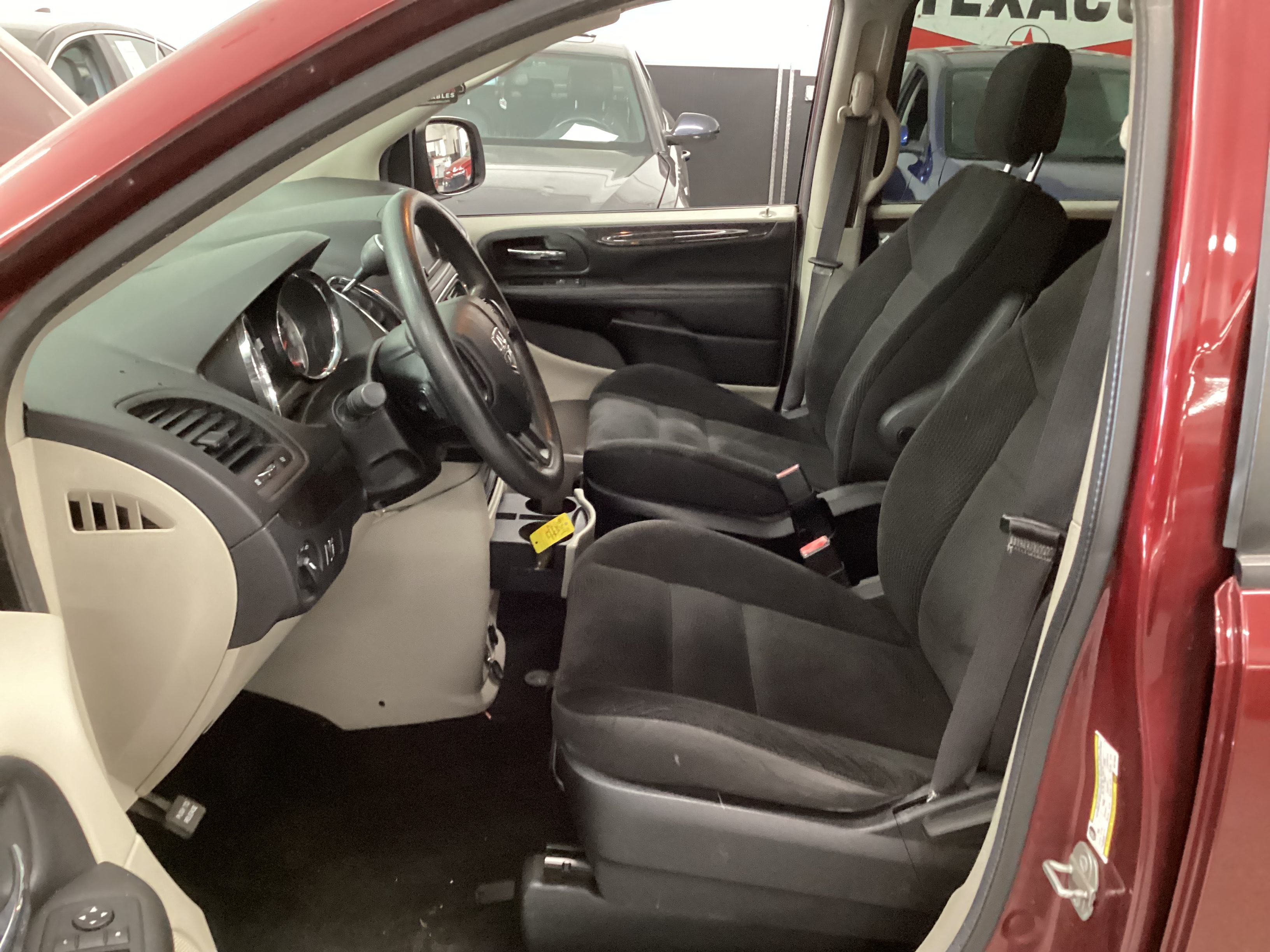 2019 DODGE Grand Caravan SE - Image 9