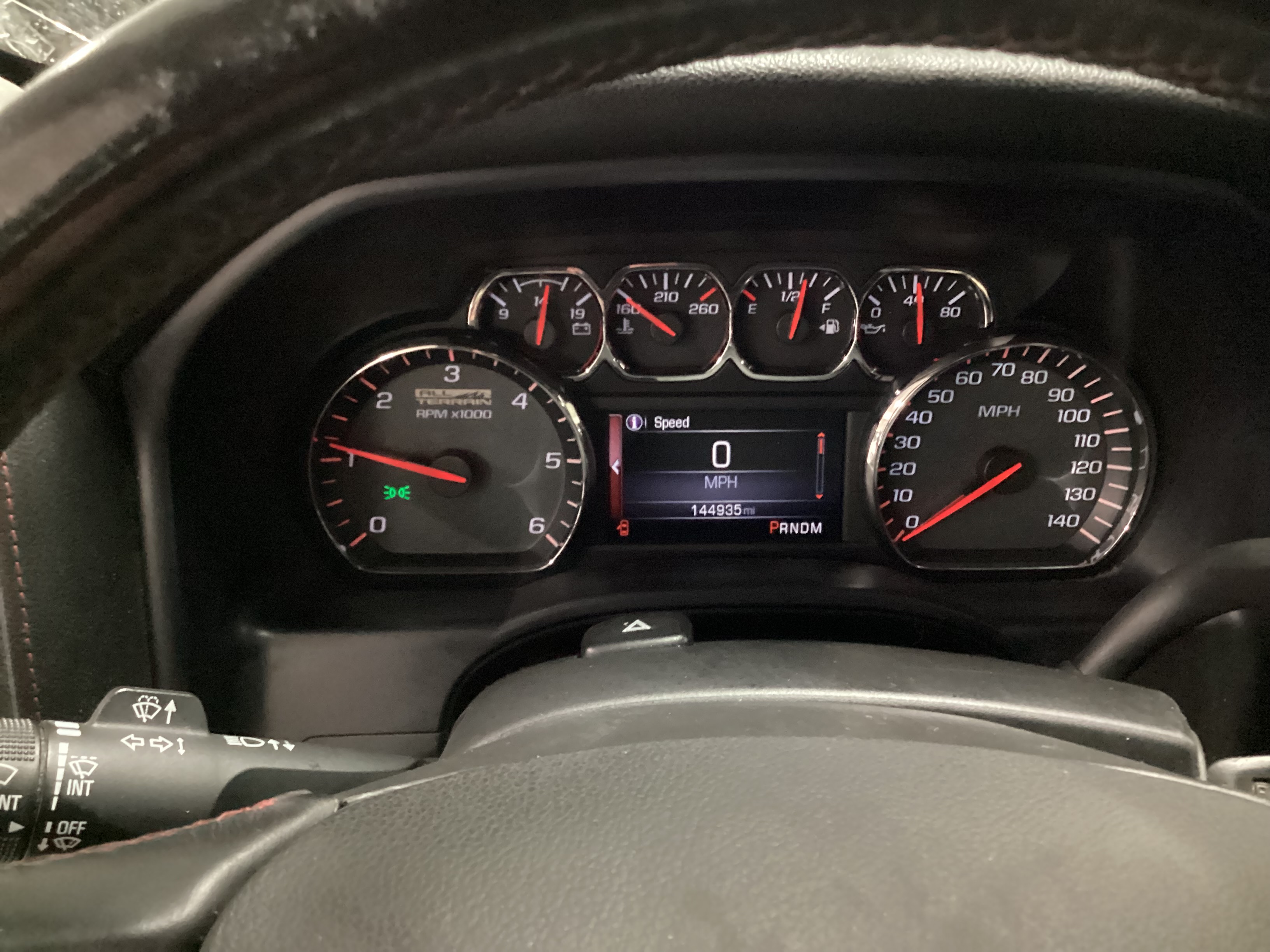 2014 GMC Sierra SLT Crew Cab 4WD - Image 8