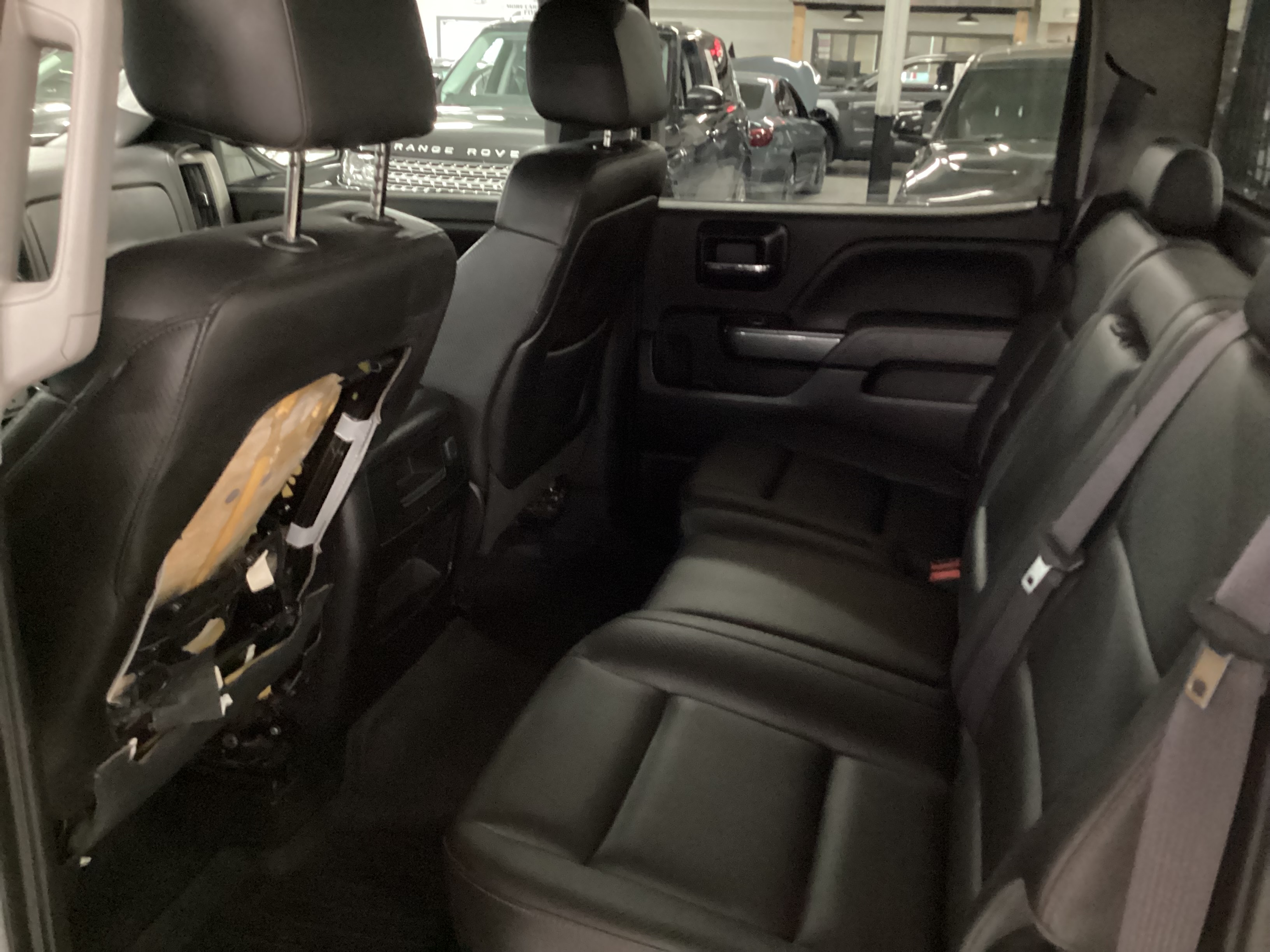 2014 GMC Sierra SLT Crew Cab 4WD - Image 11