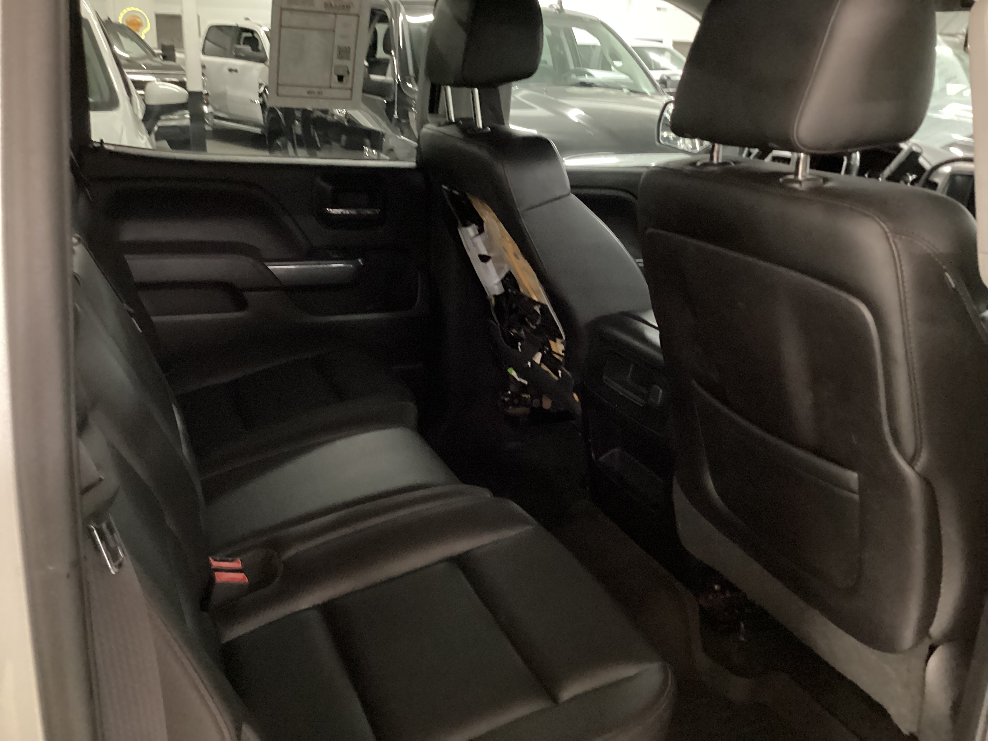 2014 GMC Sierra SLT Crew Cab 4WD - Image 12