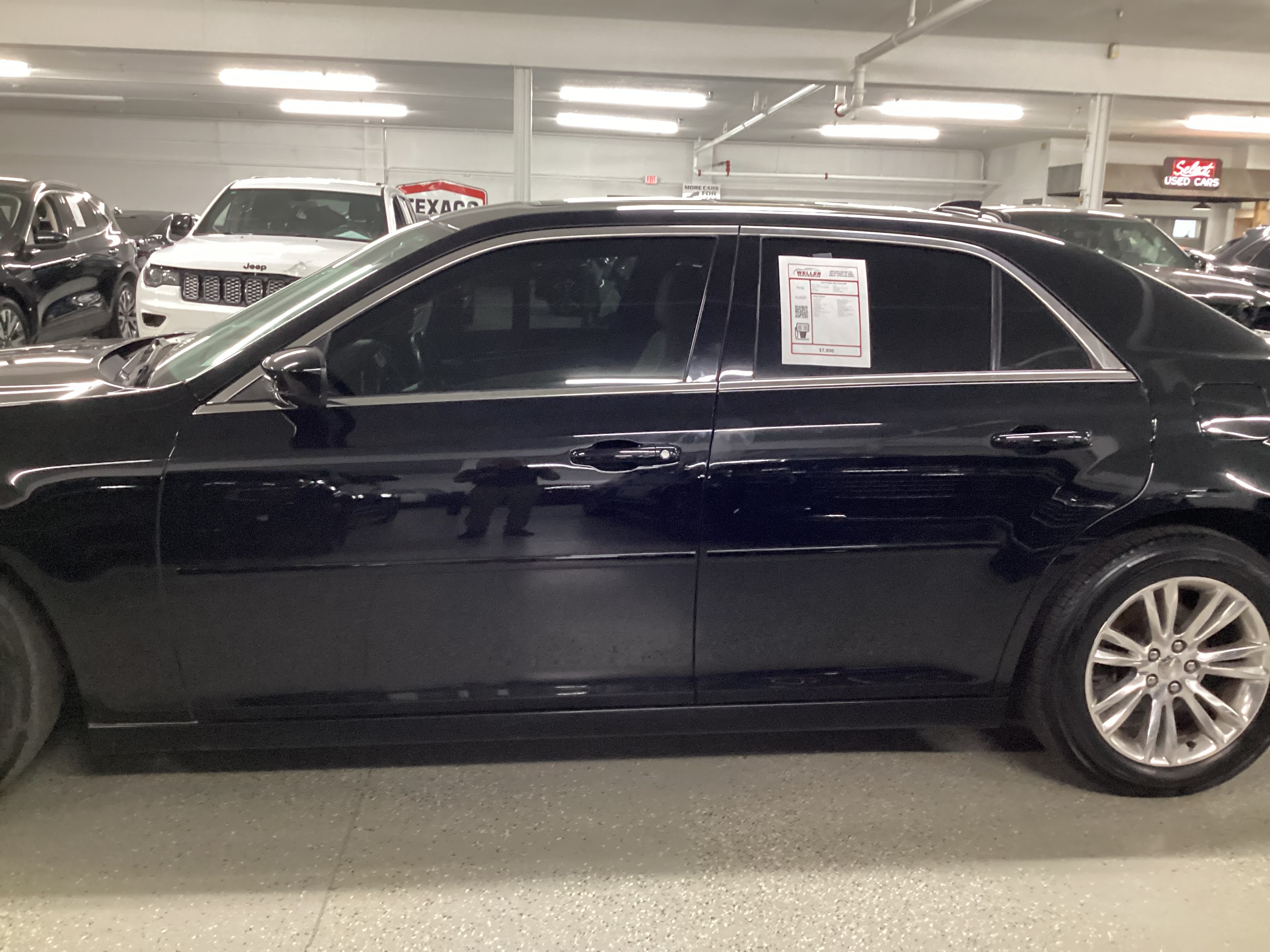 2017 CHRYSLER 300 Limited - Image 2