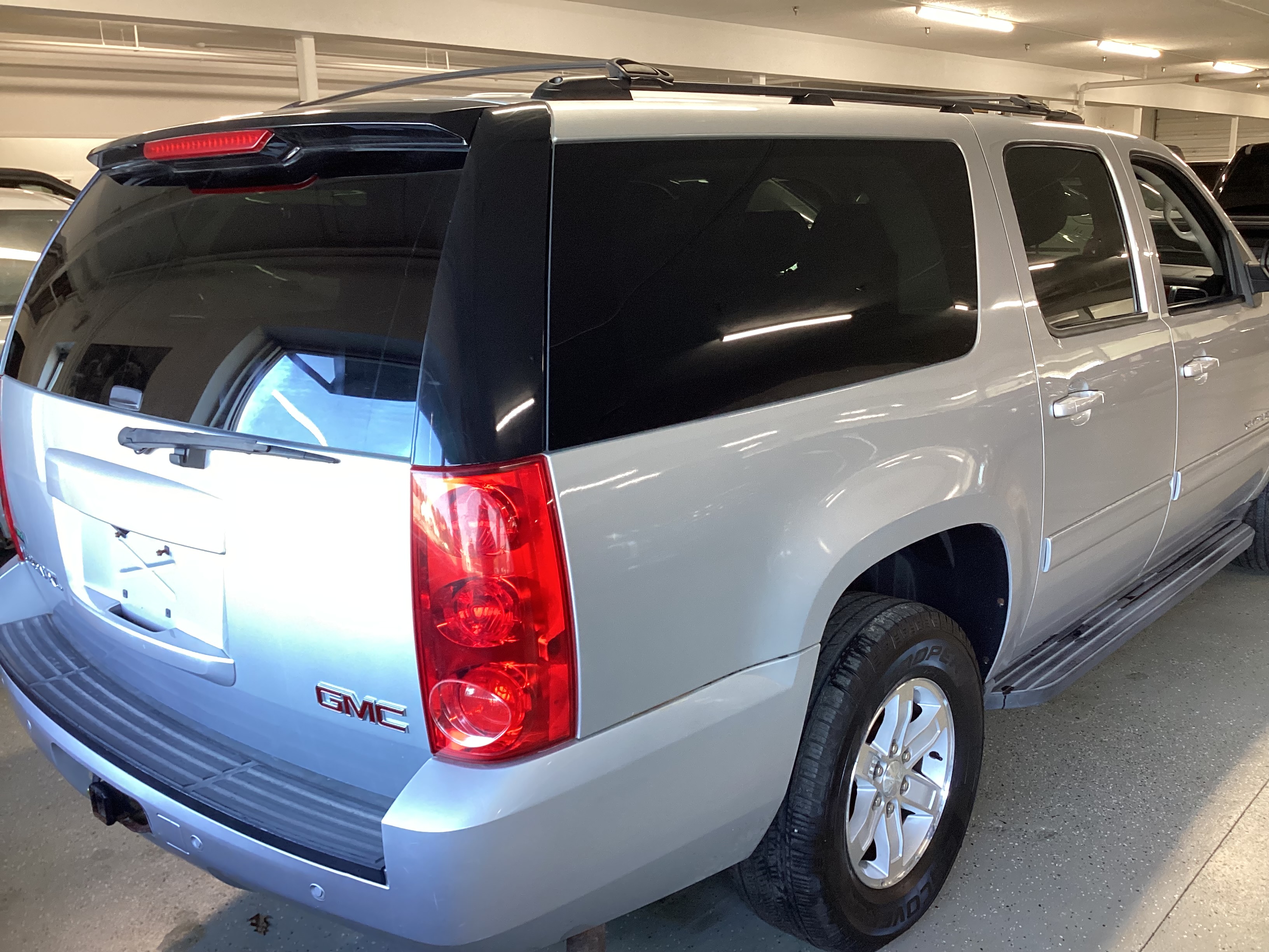 2012 GMC Yukon 1500 XL SLT 4WD - Image 3