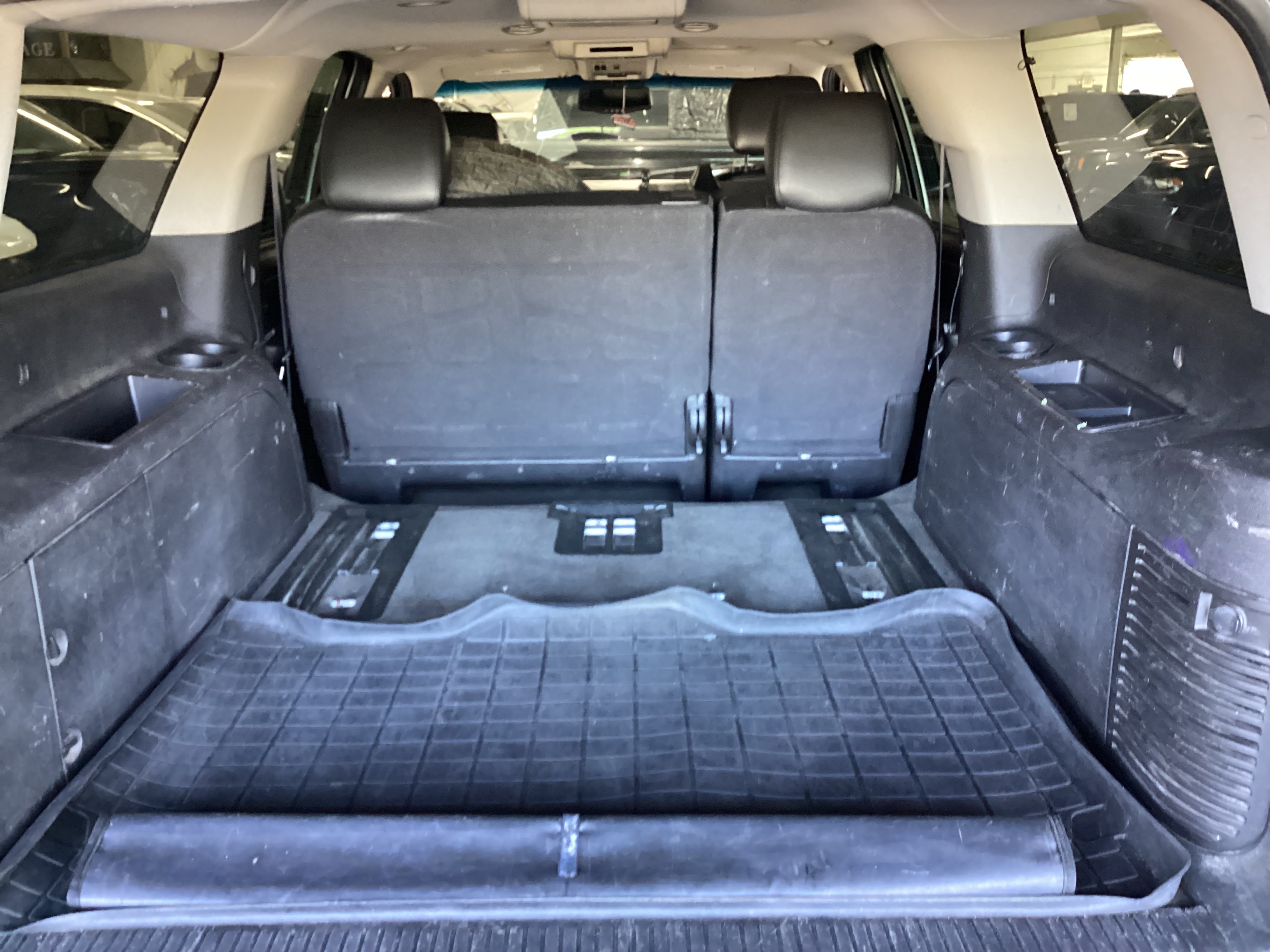 2012 GMC Yukon 1500 XL SLT 4WD - Image 8
