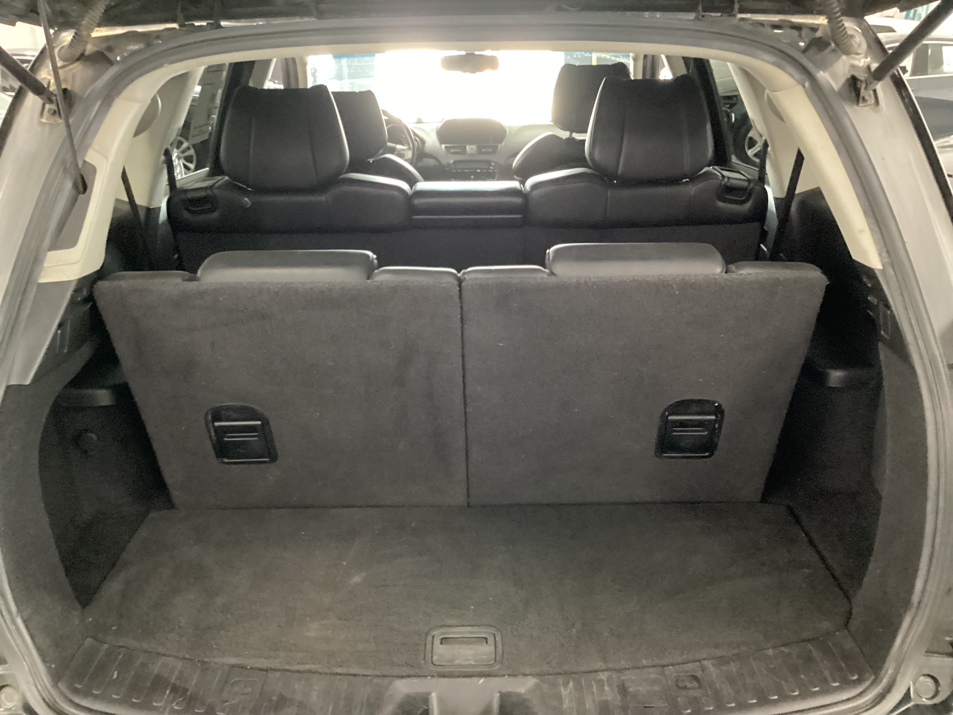 2011 ACURA MDX Tech Package AWD - Image 9