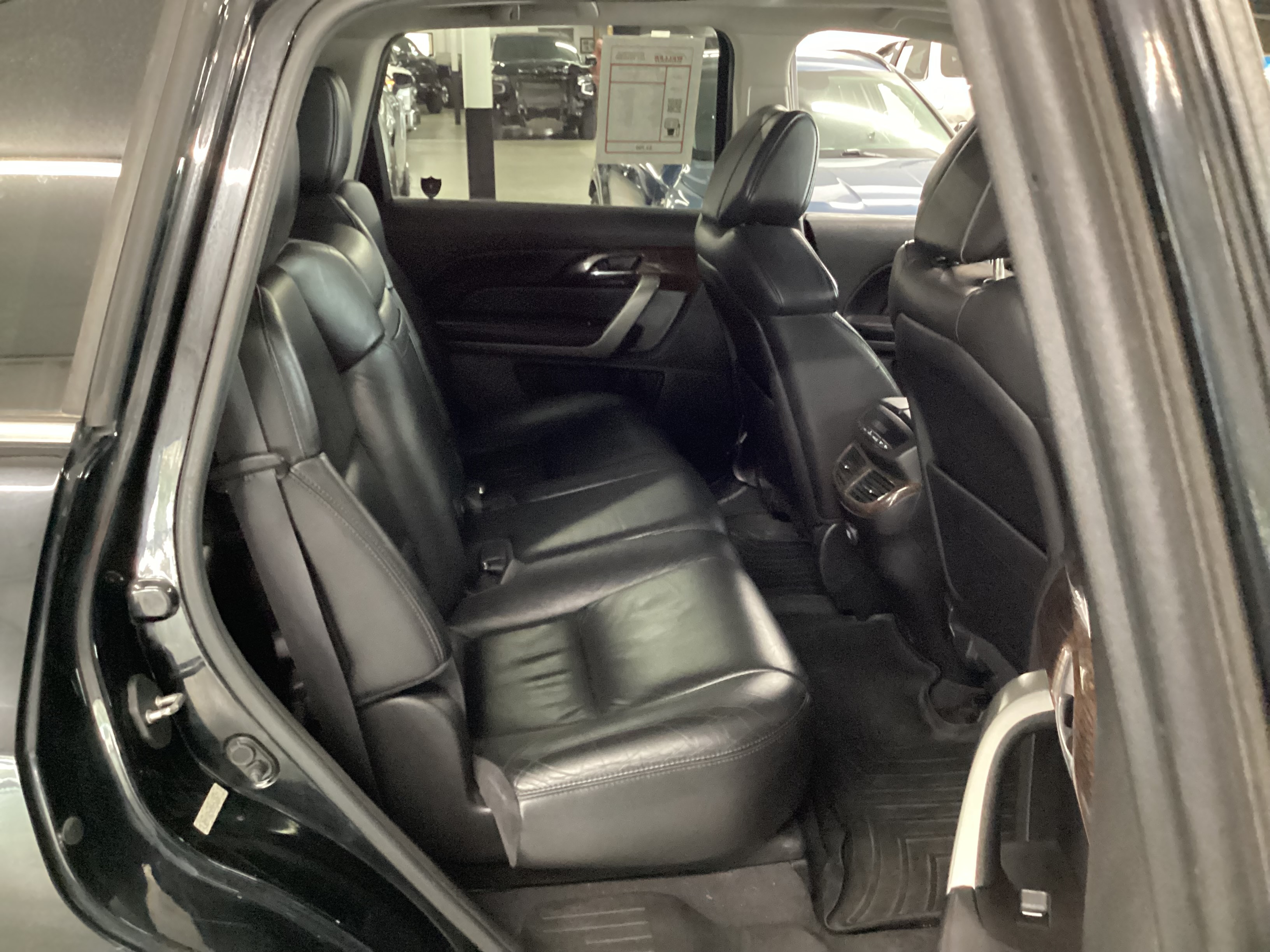 2011 ACURA MDX Tech Package AWD - Image 10