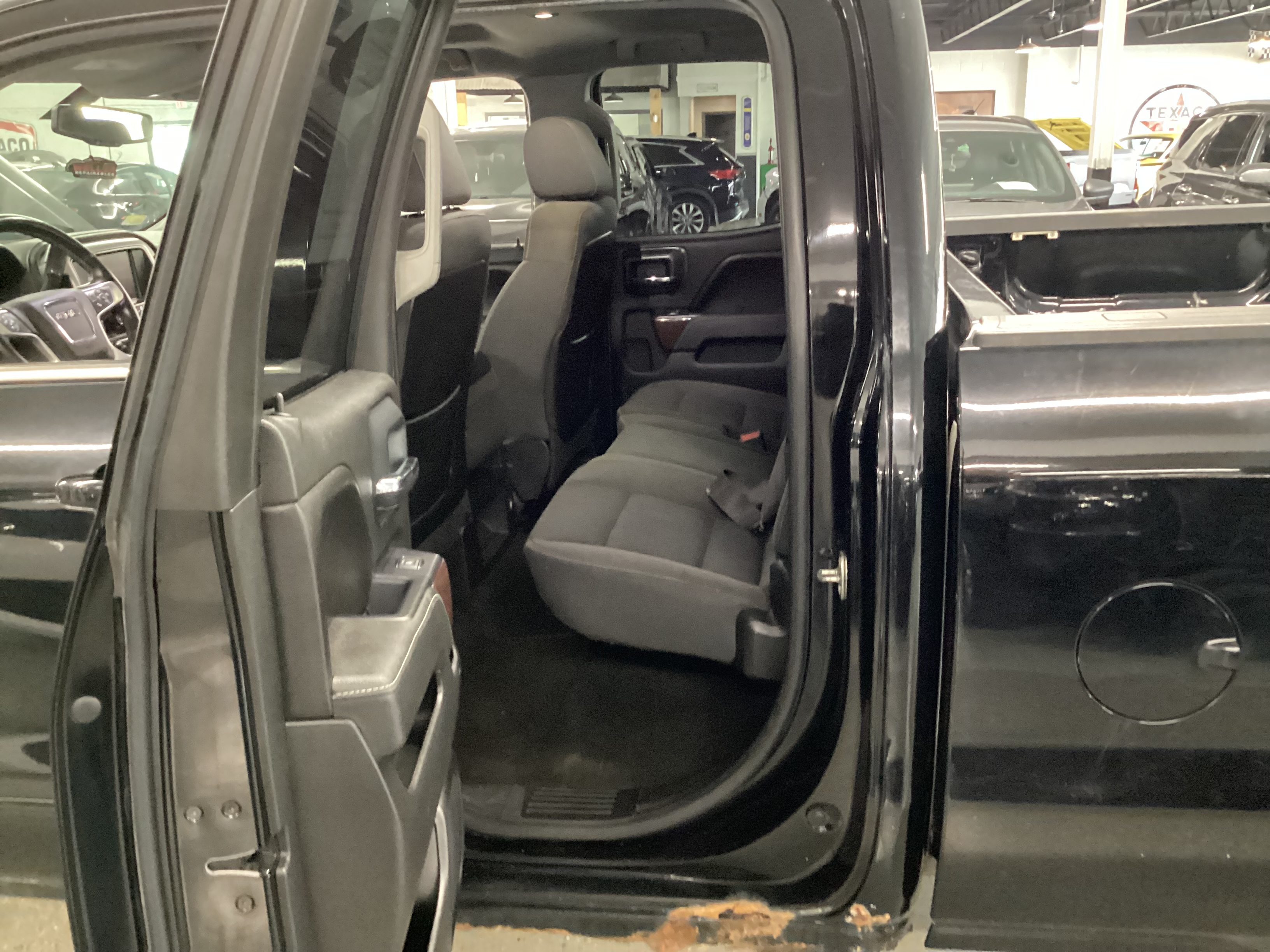 2015 GMC Sierra SLE 4WD Double Cab - Image 8