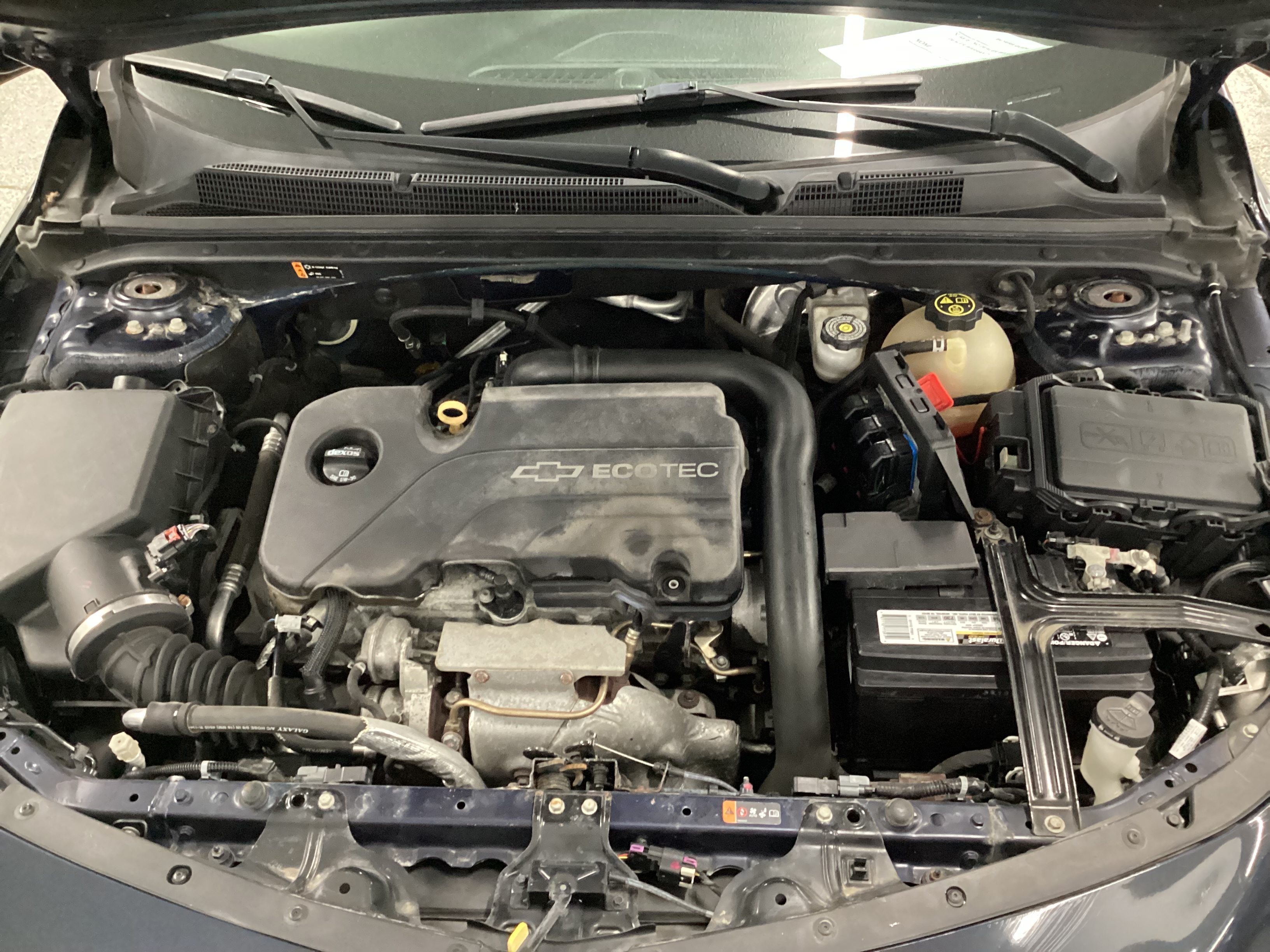 2017 CHEVROLET Malibu 1LT - Image 5
