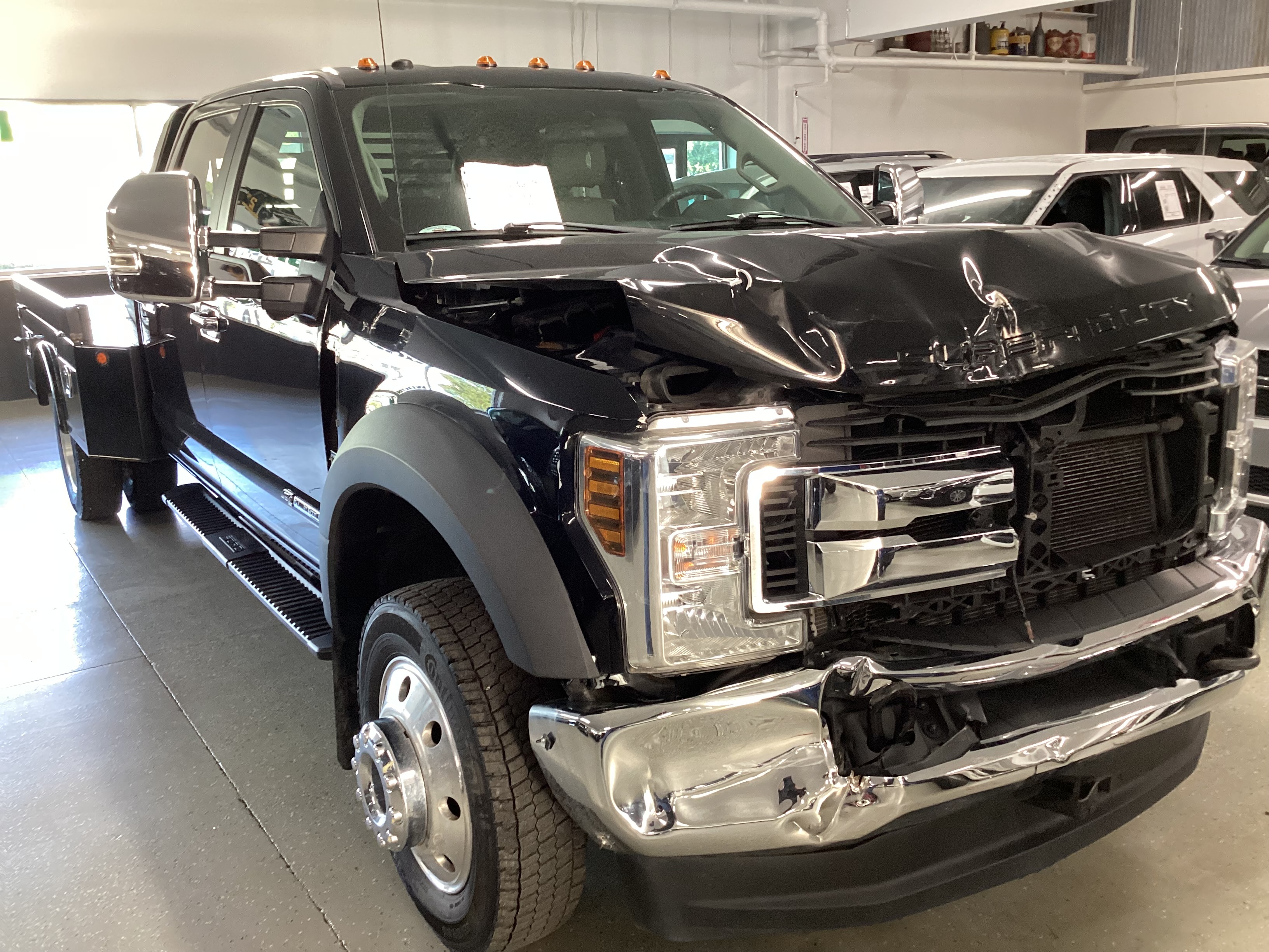 2019 FORD F-450 SD XL Dually 4WD - Image 5