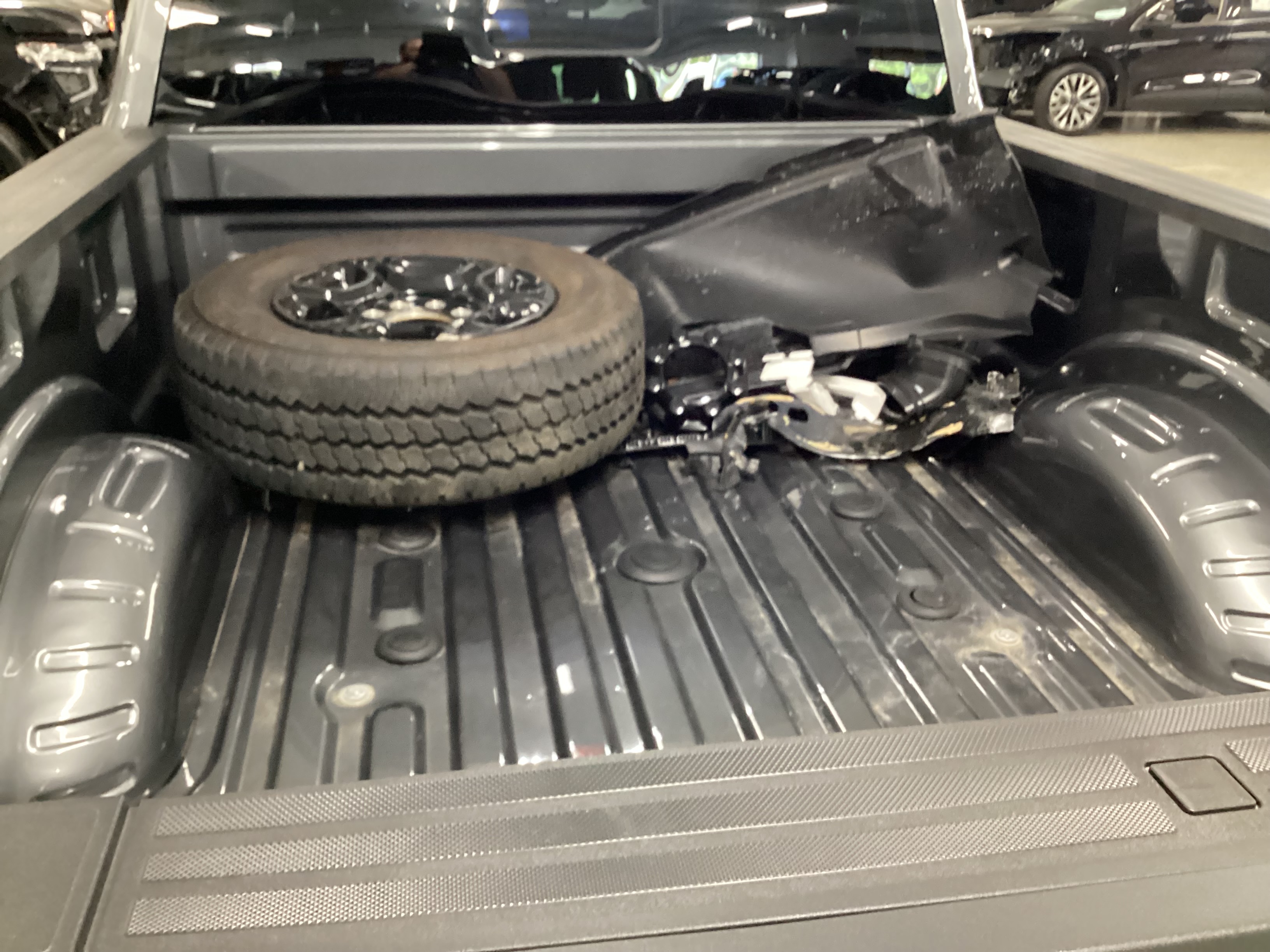2026 FORD F-250 Super Duty XL 4WD Crew Cab - Image 12