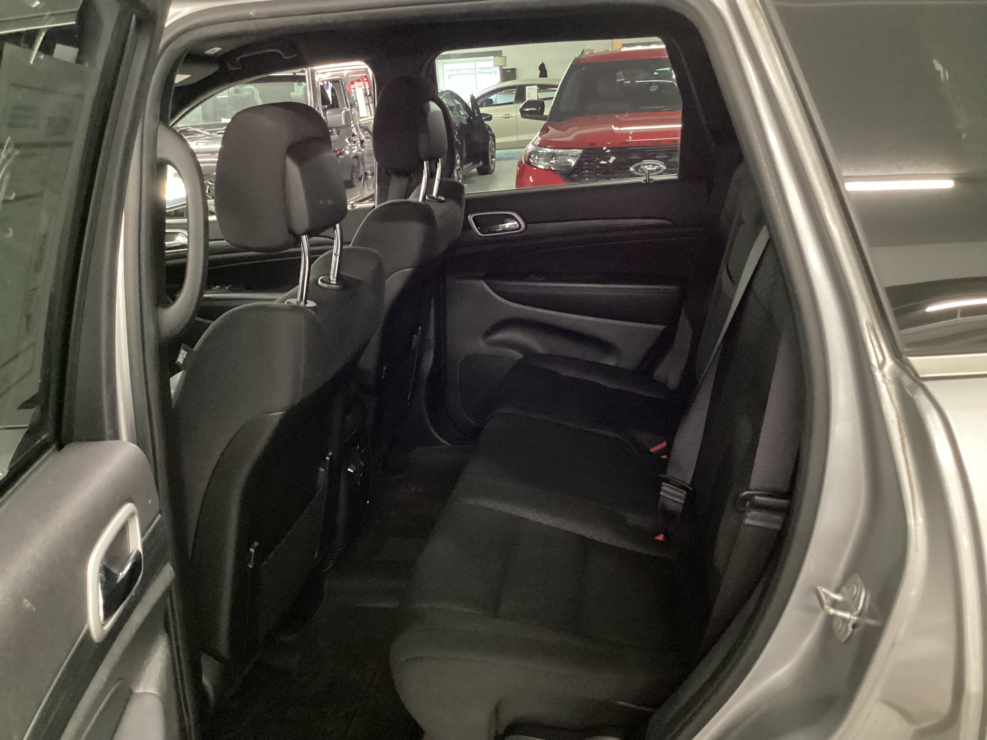 2020 JEEP Grand Cherokee Laredo E 4WD - Image 7