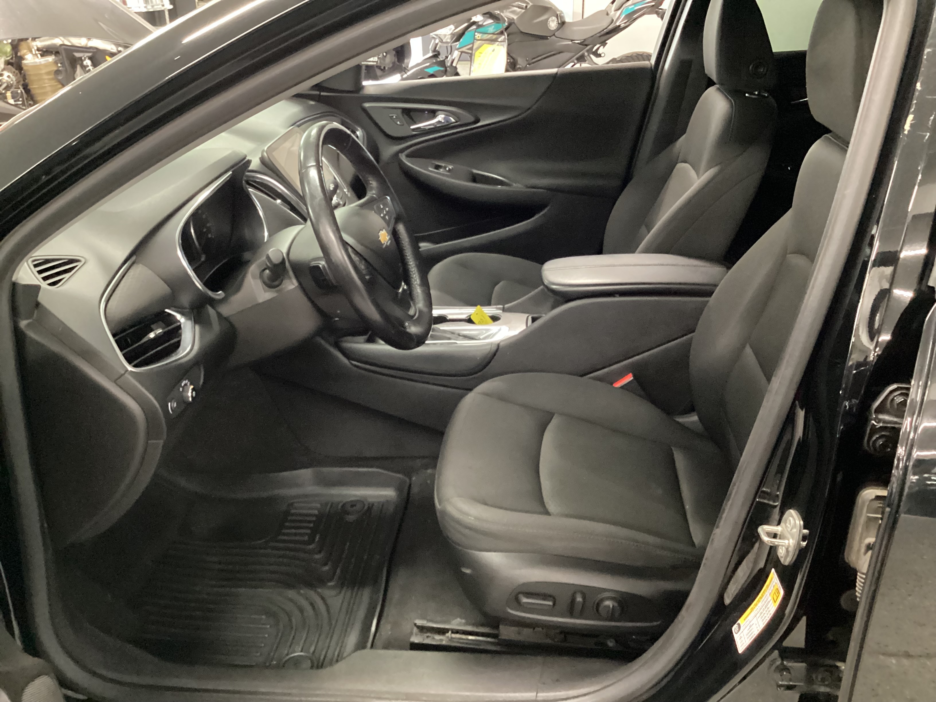 2016 CHEVROLET Malibu 1LT - Image 7