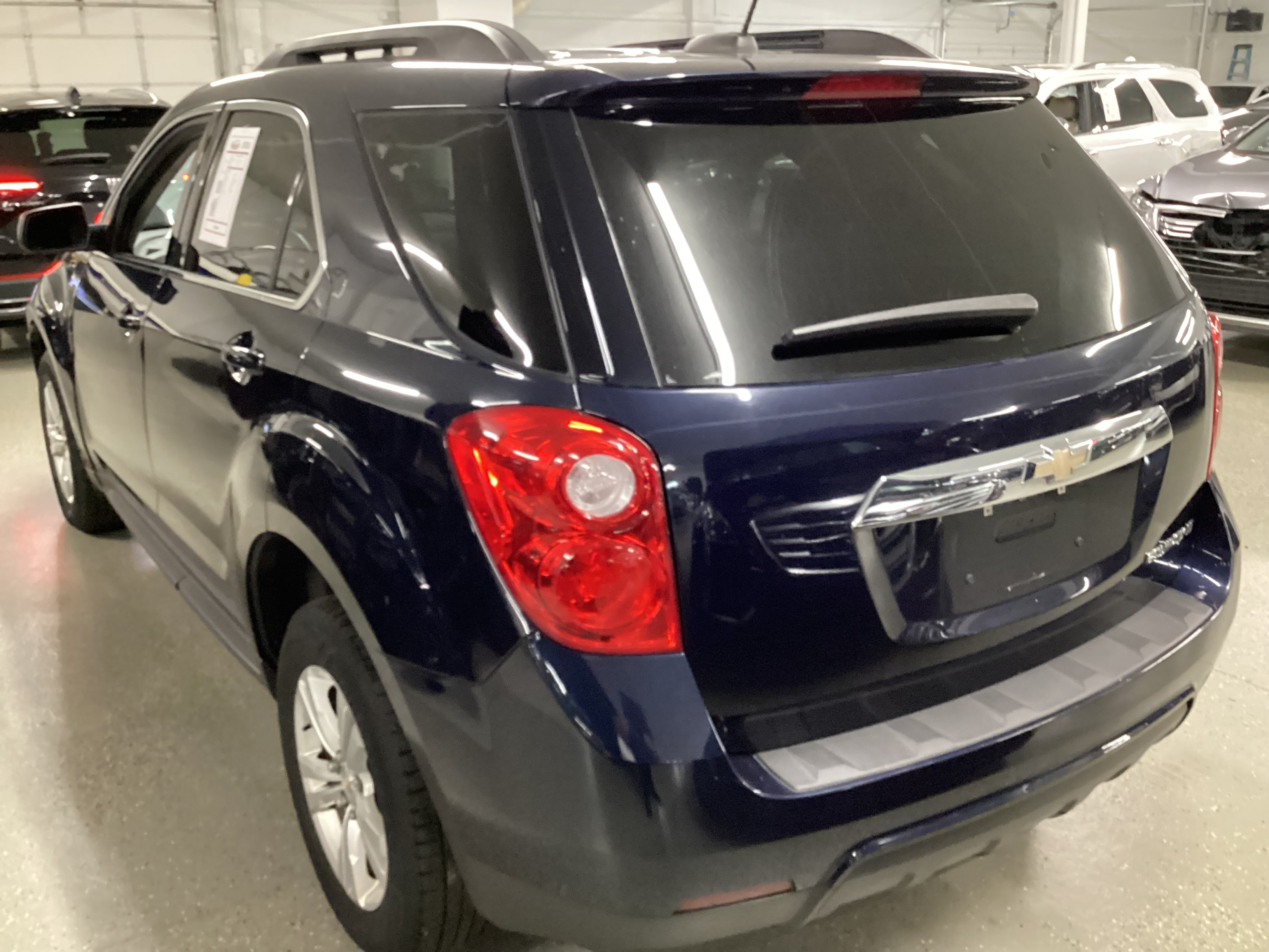 2015 CHEVROLET Equinox LT - Image 2
