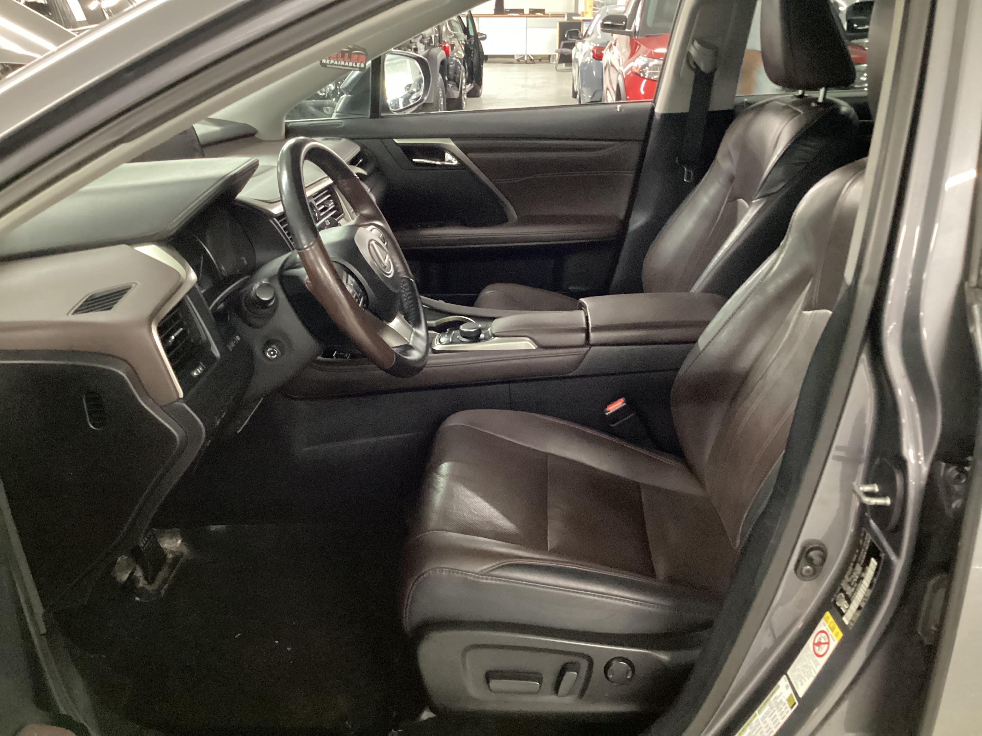 2017 LEXUS RX350 AWD - Image 8