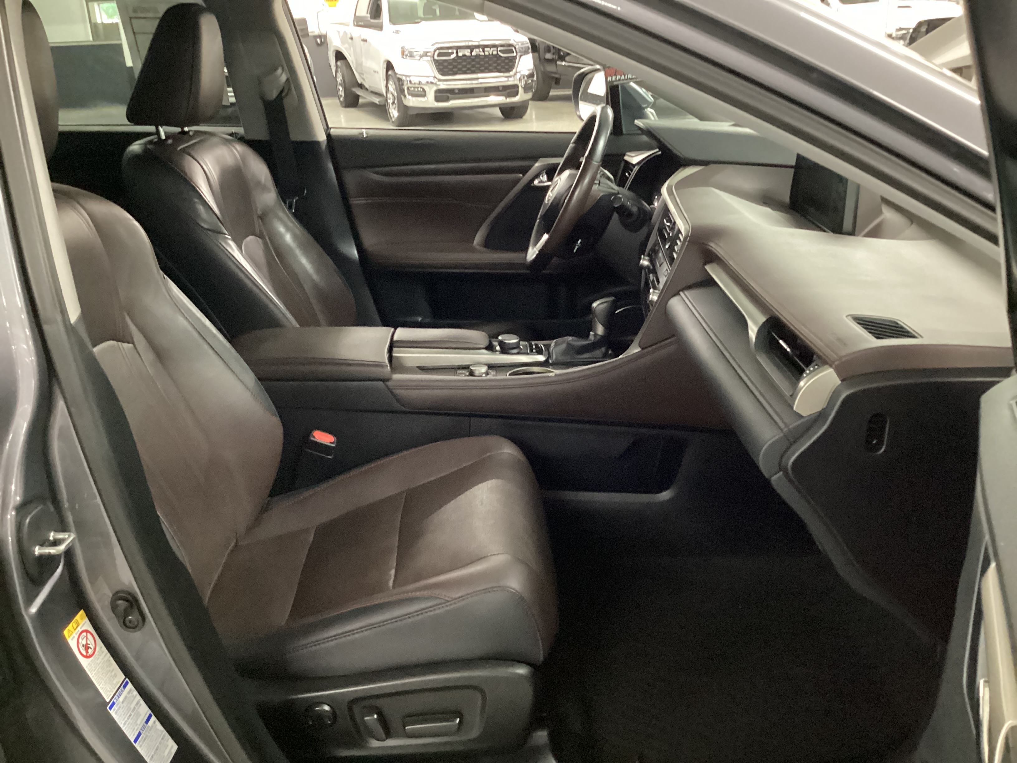 2017 LEXUS RX350 AWD - Image 12