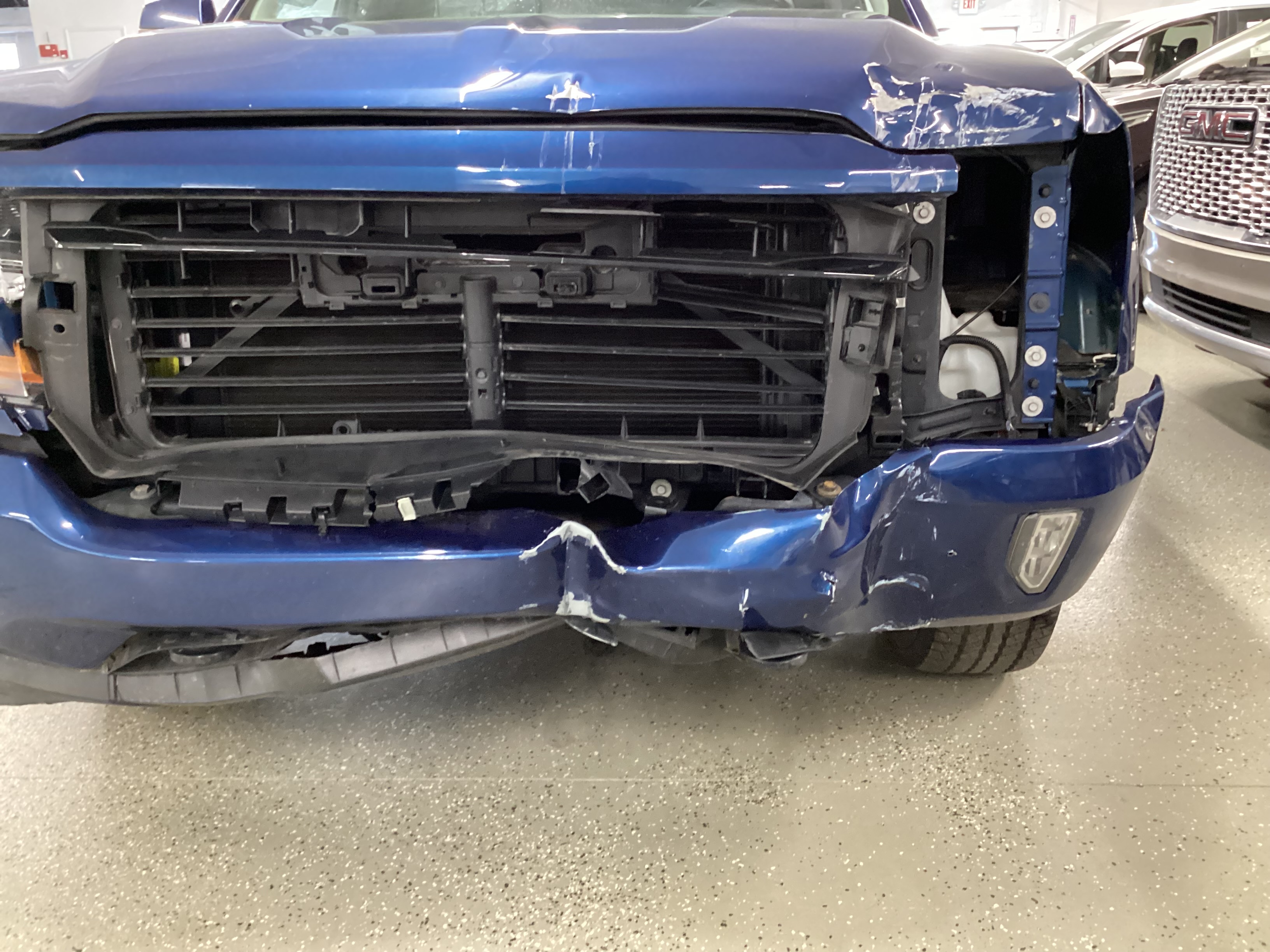 2018 CHEVROLET Silverado 4WD Double Cab LT - Image 5