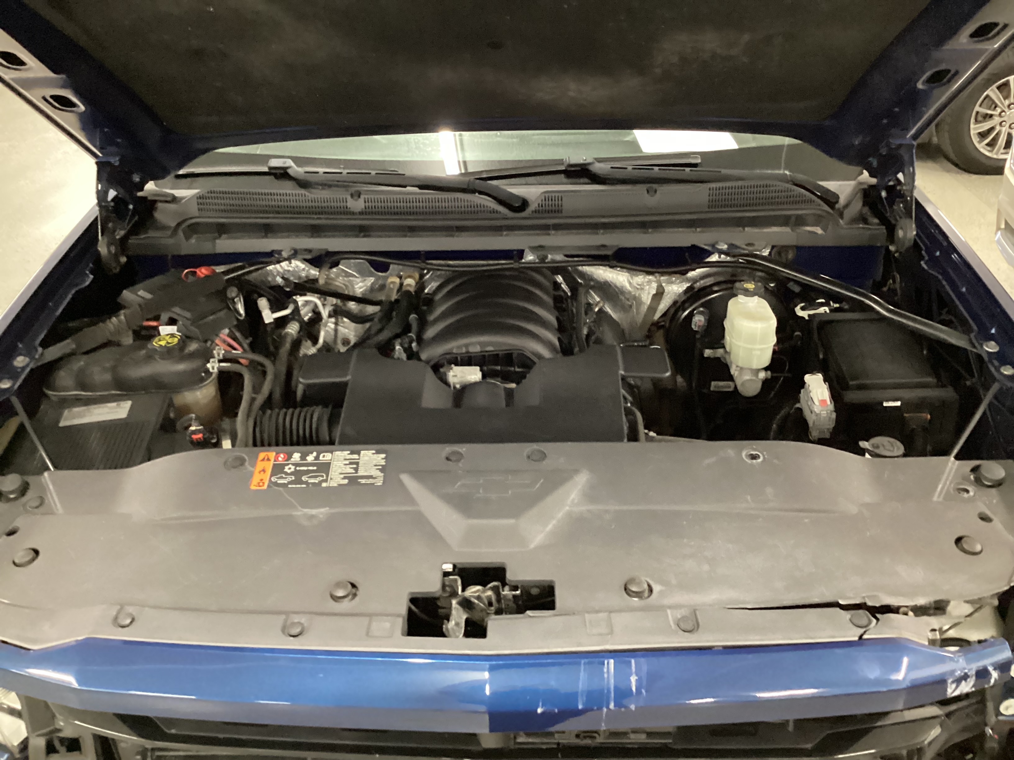 2018 CHEVROLET Silverado 4WD Double Cab LT - Image 6