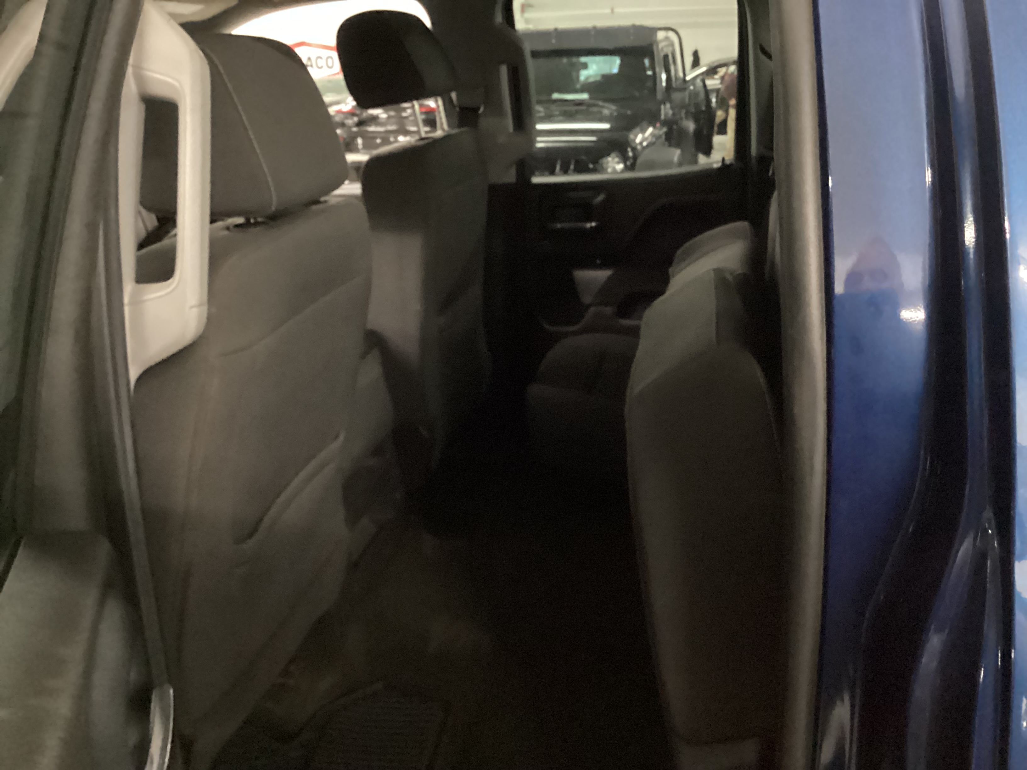 2018 CHEVROLET Silverado 4WD Double Cab LT - Image 9