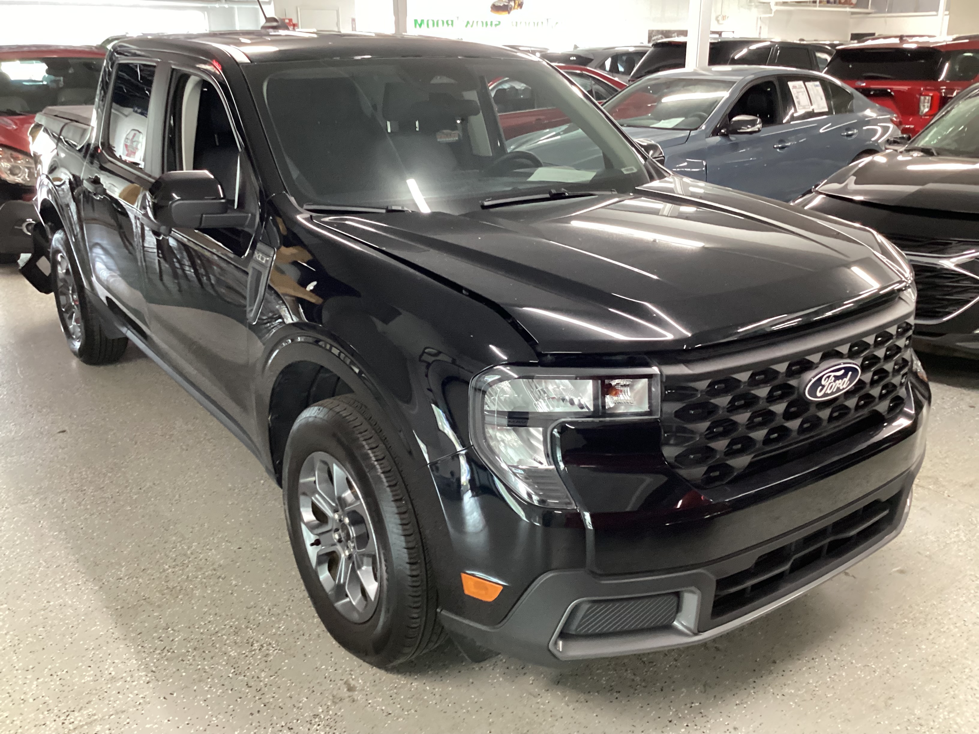 2025 FORD Maverick XLT - Image 4
