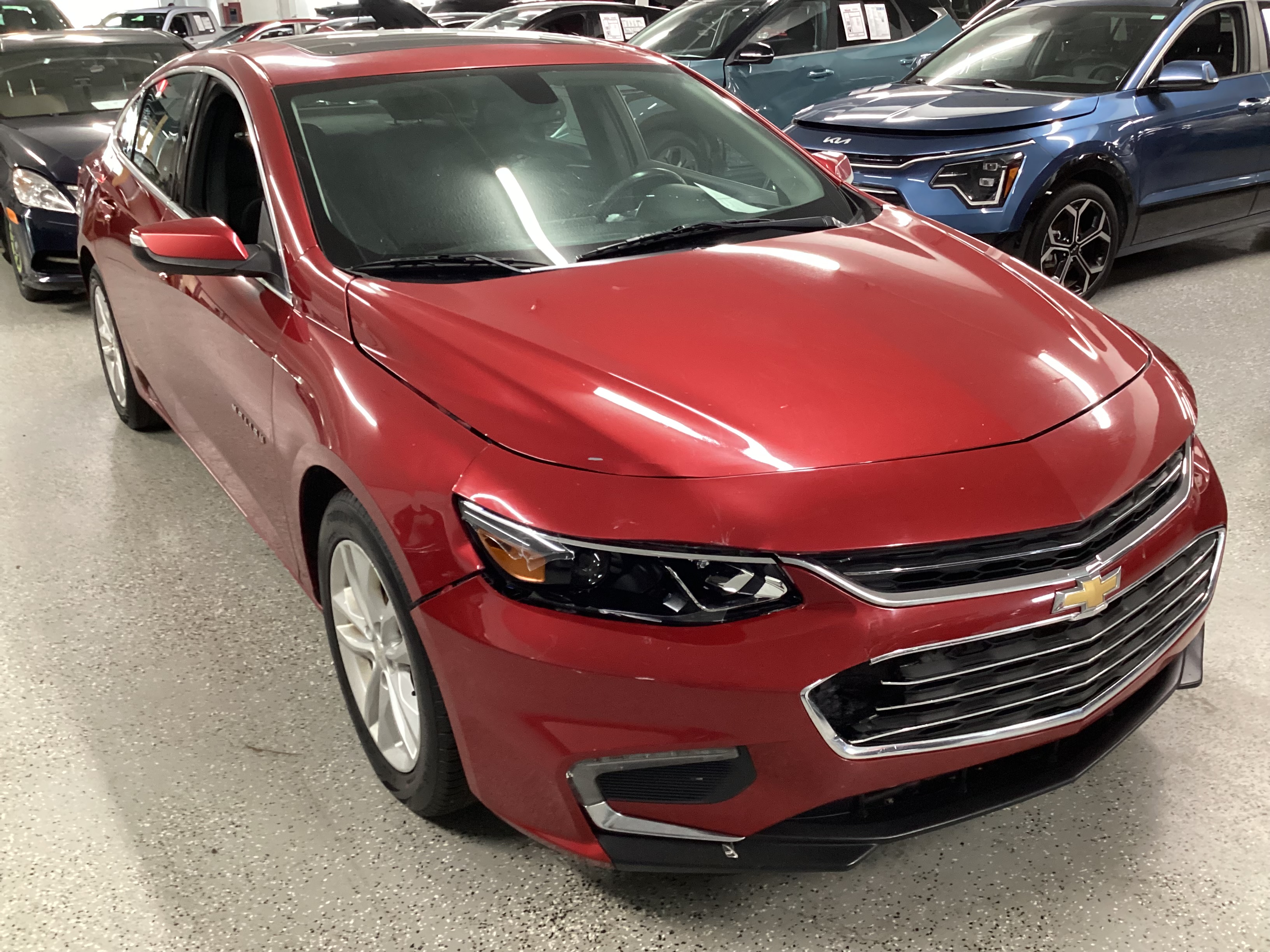 2016 CHEVROLET Malibu LT - Image 4