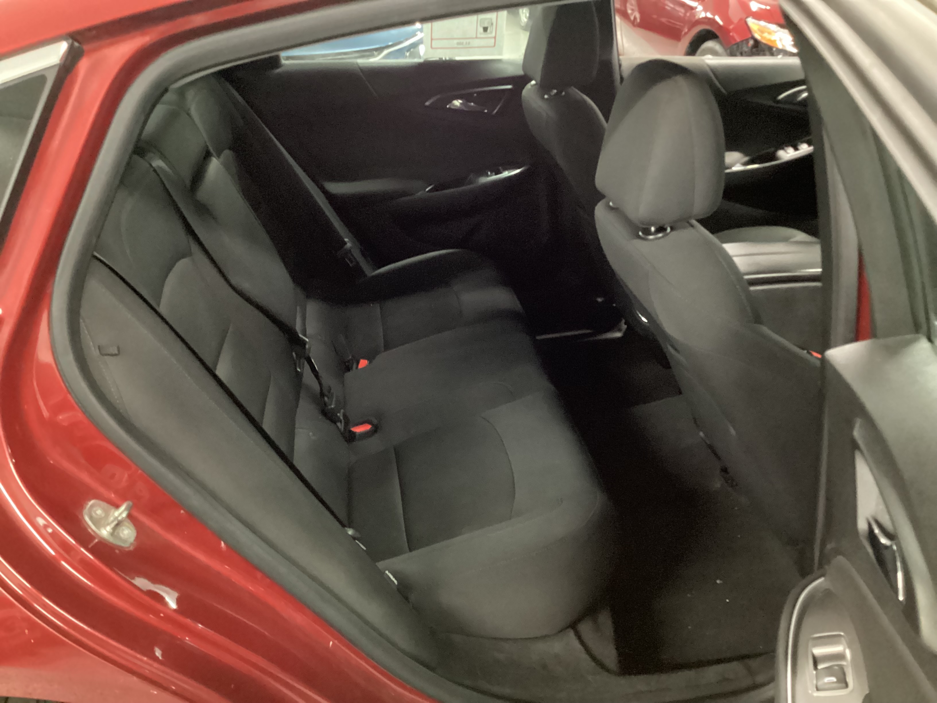 2016 CHEVROLET Malibu LT - Image 9