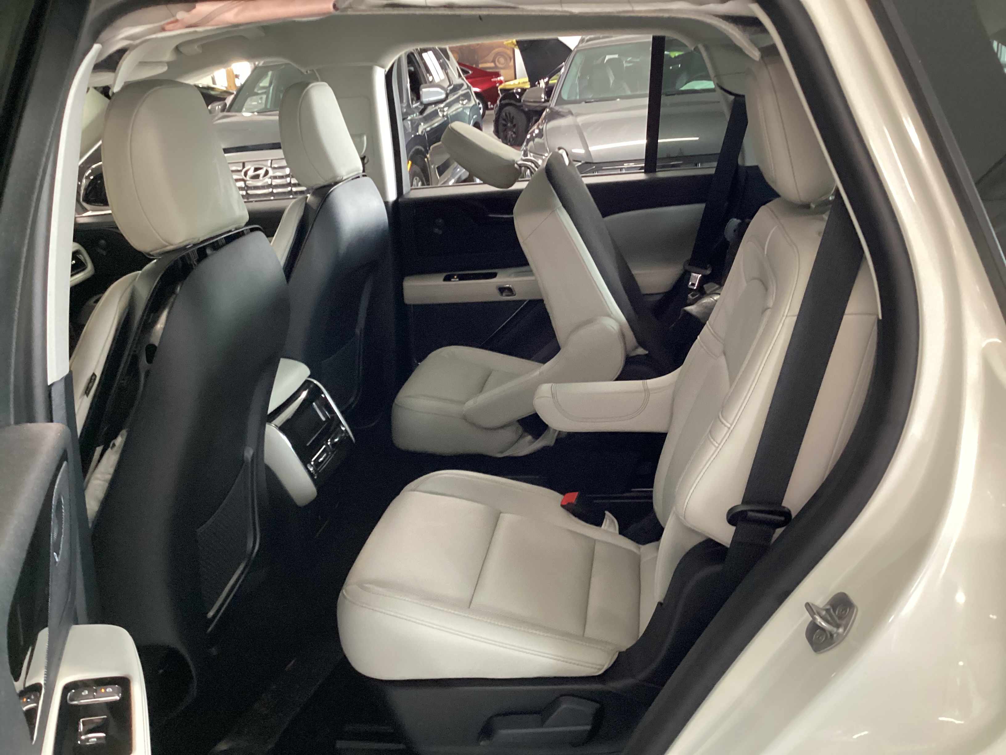 2025 LINCOLN Aviator Reserve I AWD - Image 11