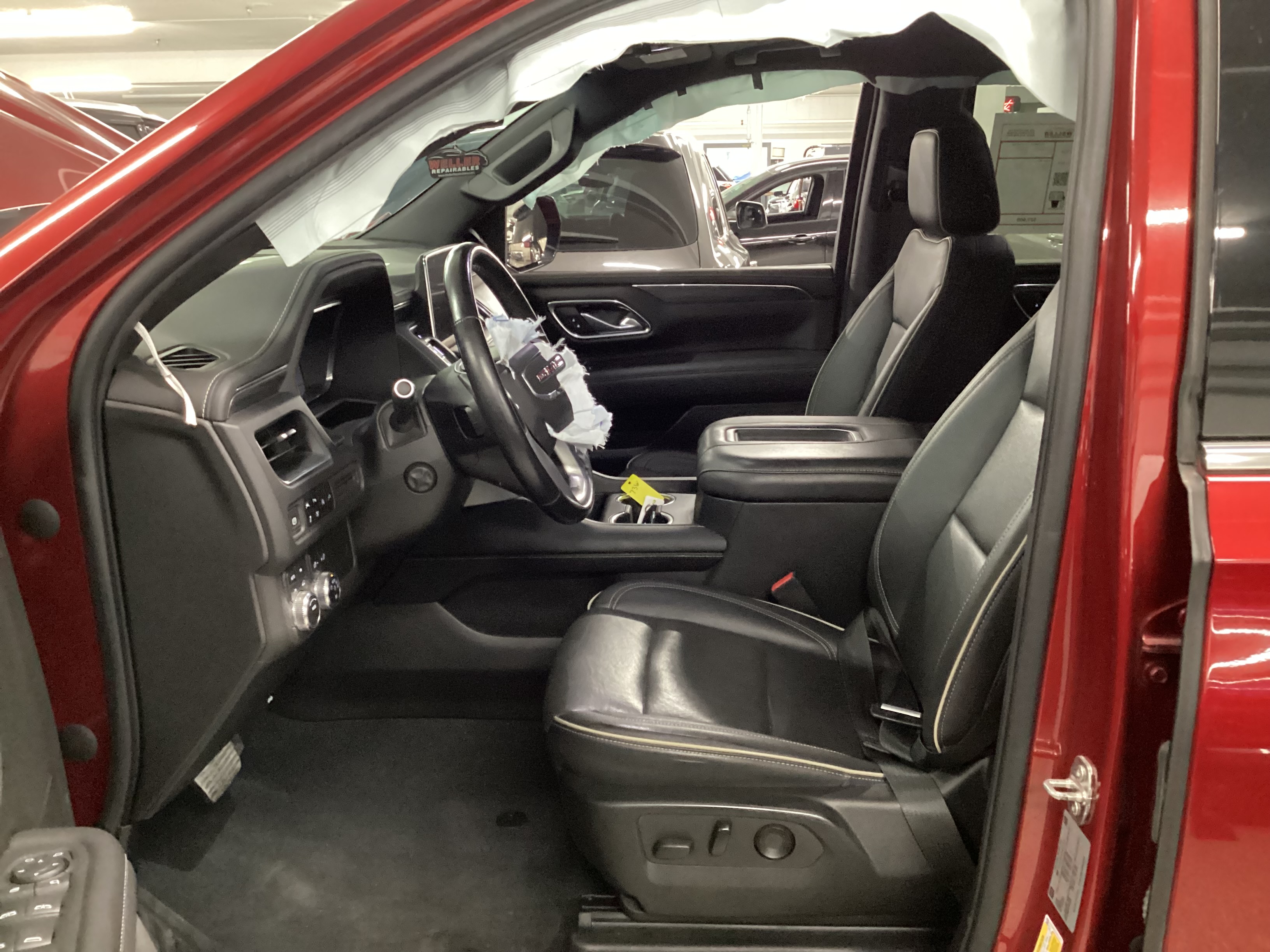 2022 GMC Yukon SLT 4WD - Image 9
