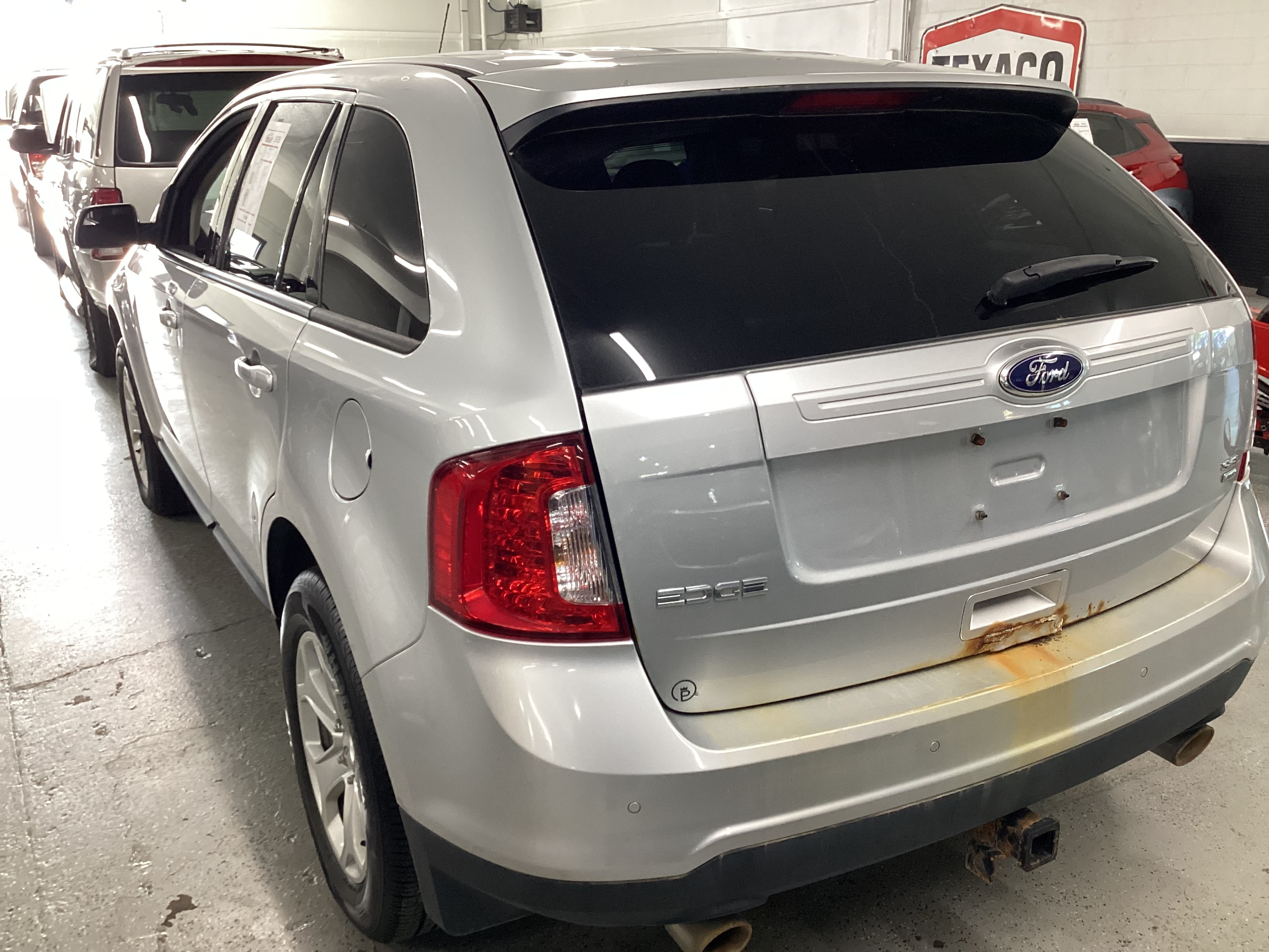 2013 FORD Edge SEL AWD - Image 2