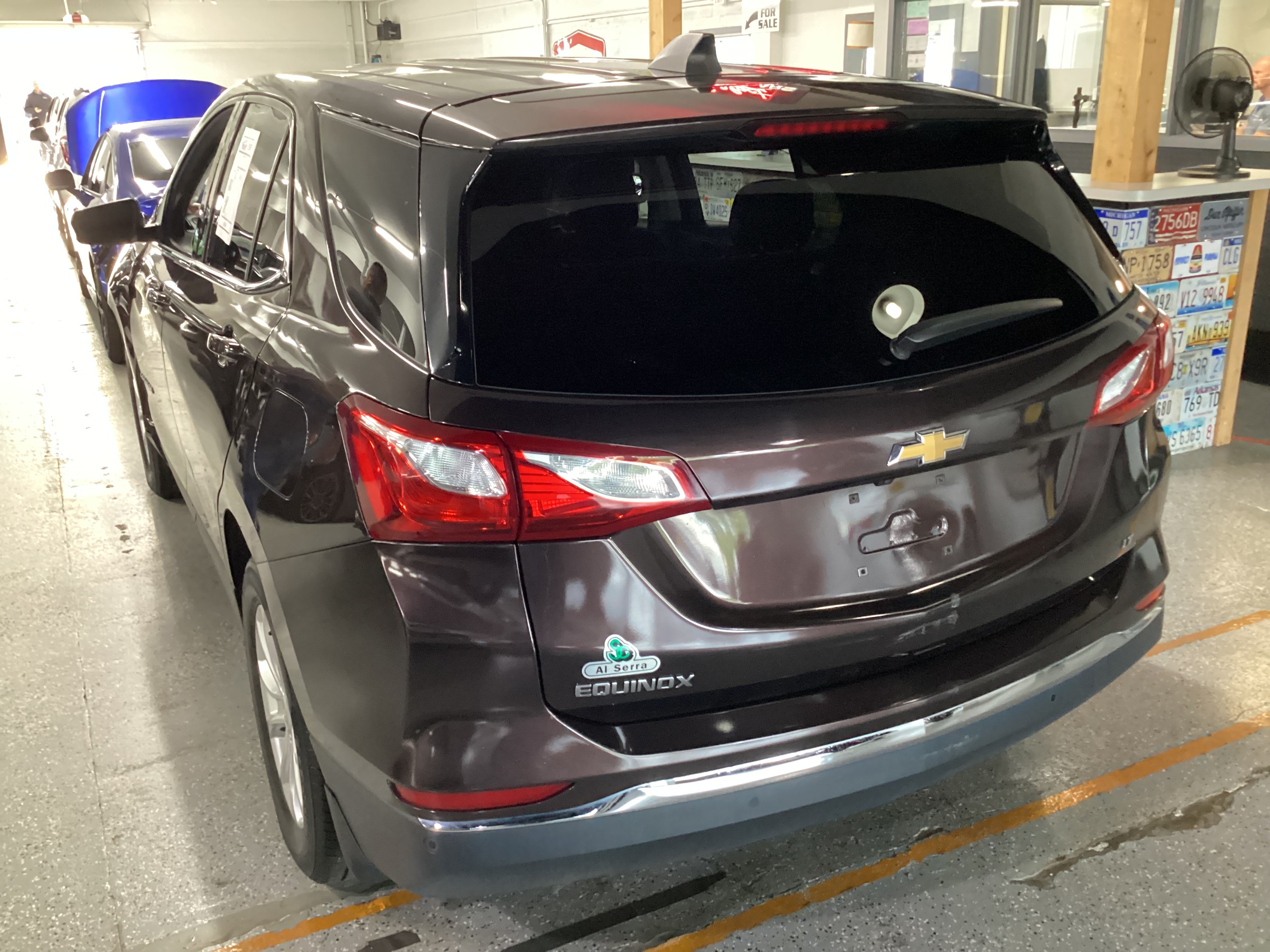 2020 CHEVROLET Equinox LT - Image 2