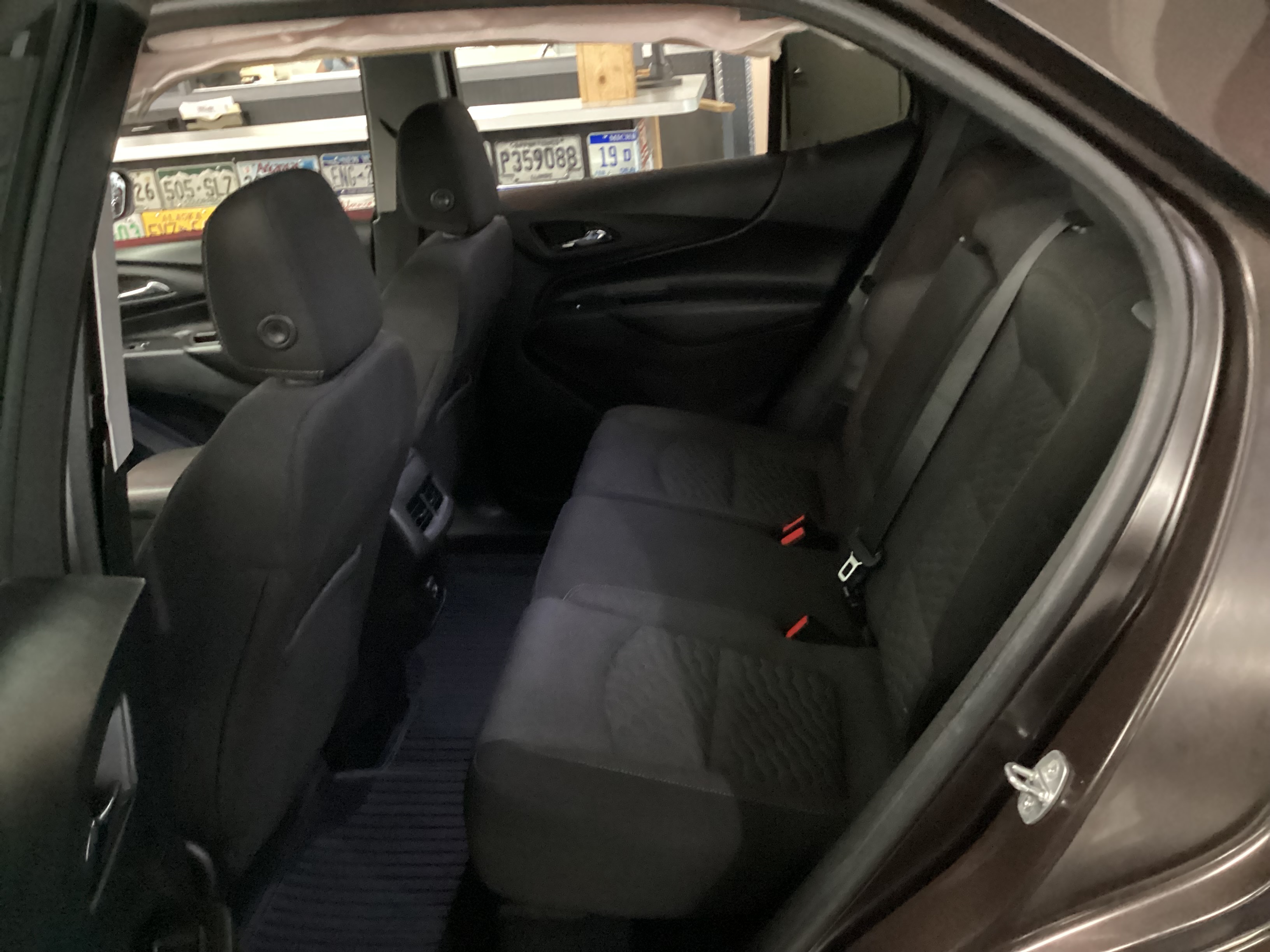 2020 CHEVROLET Equinox LT - Image 8