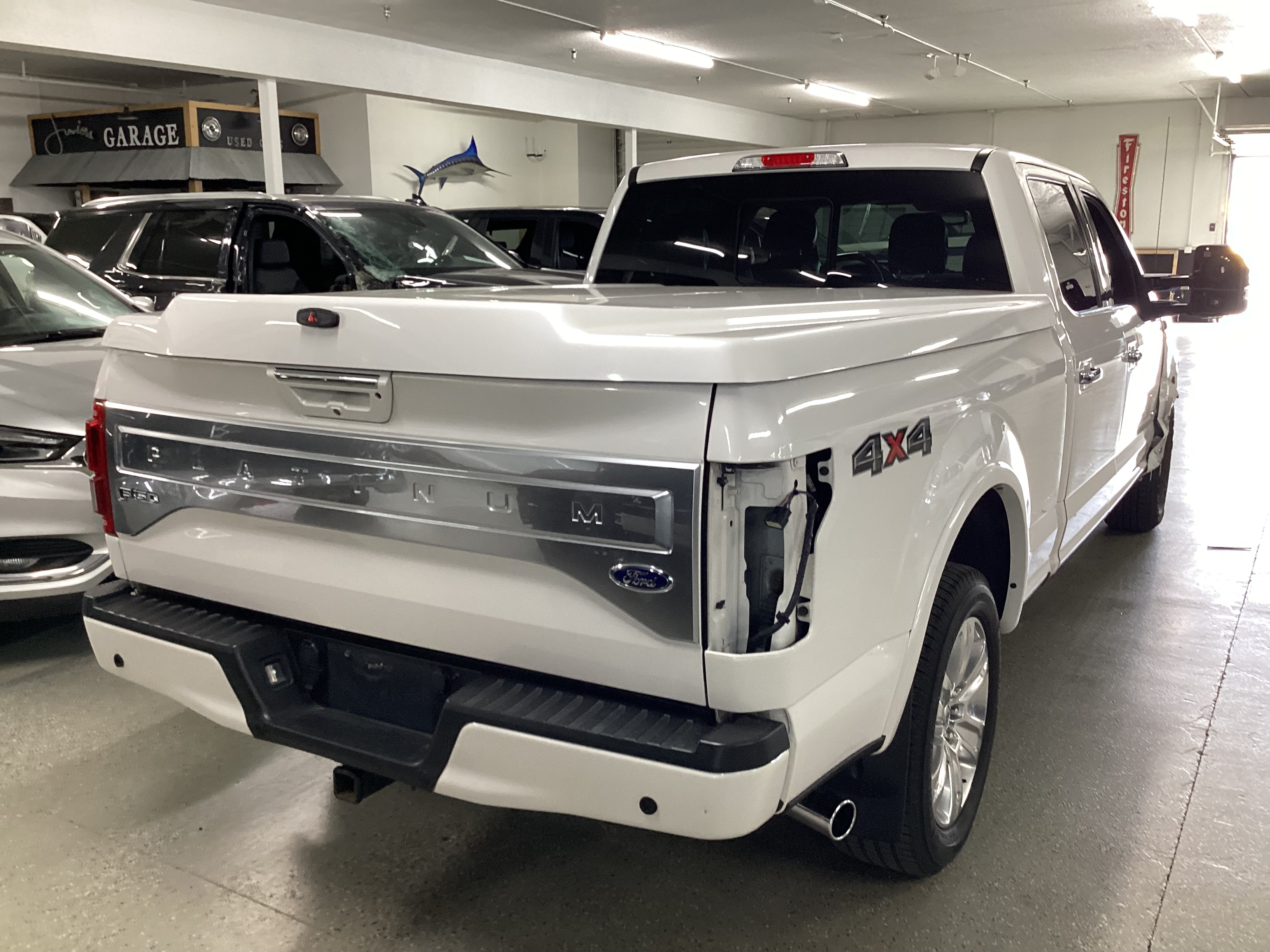 2016 FORD F-150 Platinum SuperCrew 4WD - Image 3