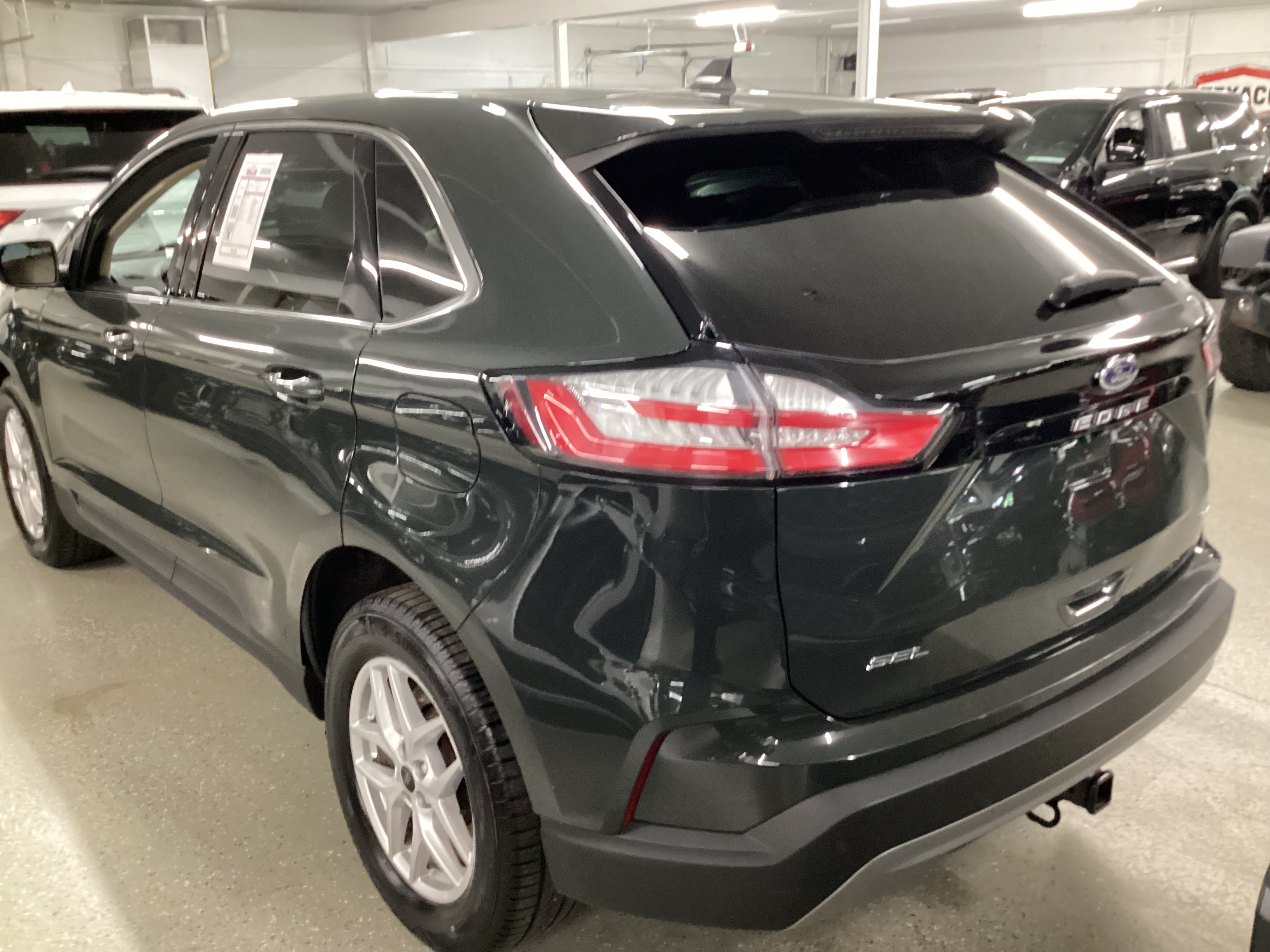 2024 FORD Edge SEL AWD - Image 2