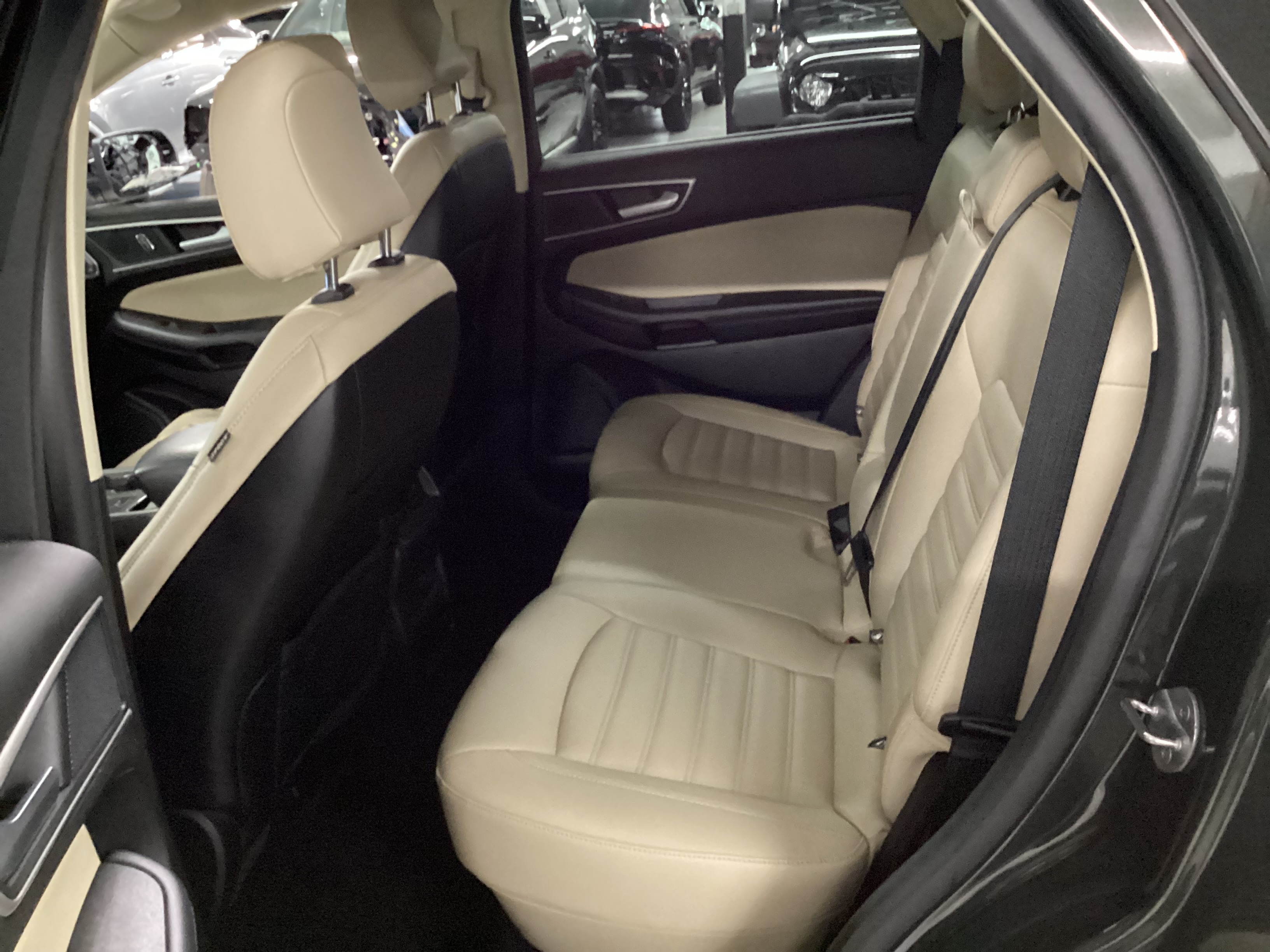 2024 FORD Edge SEL AWD - Image 9