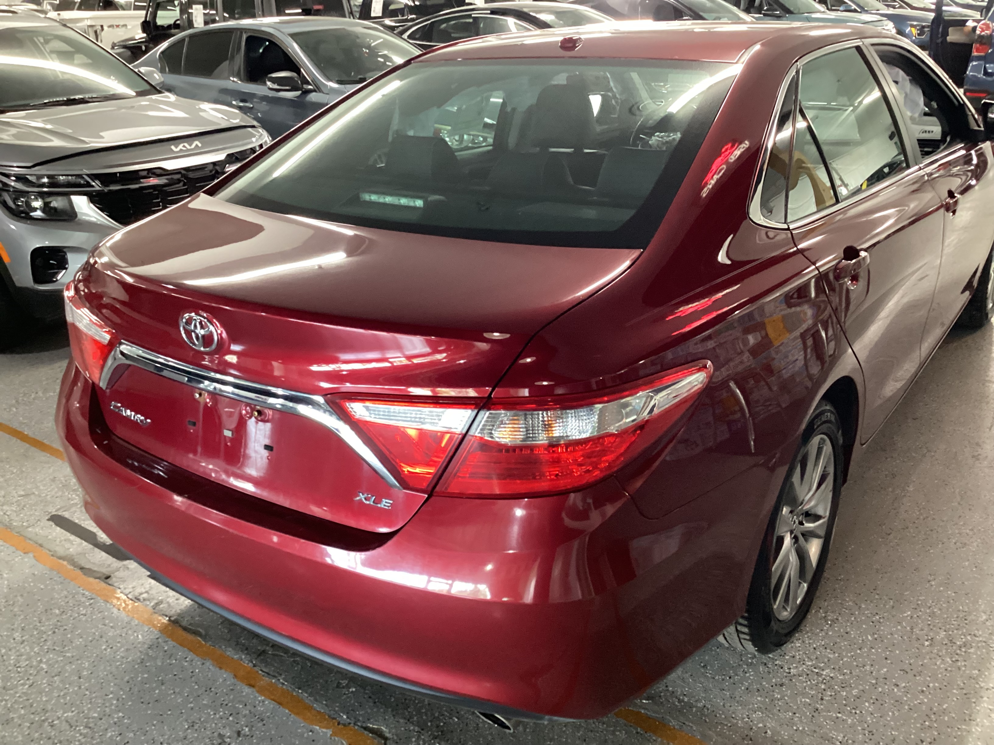 2016 TOYOTA Camry XLE - Image 3