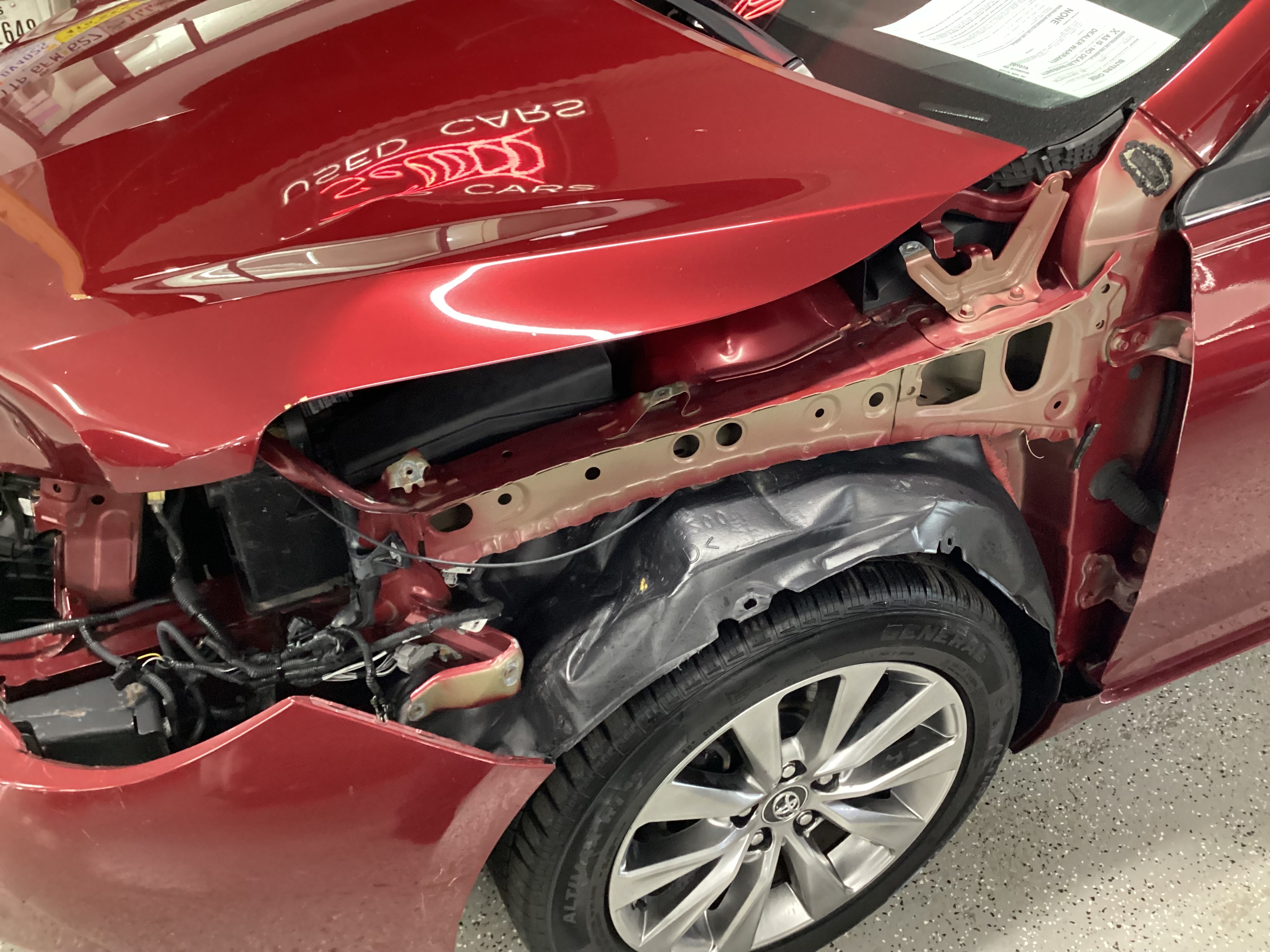 2016 TOYOTA Camry XLE - Image 6