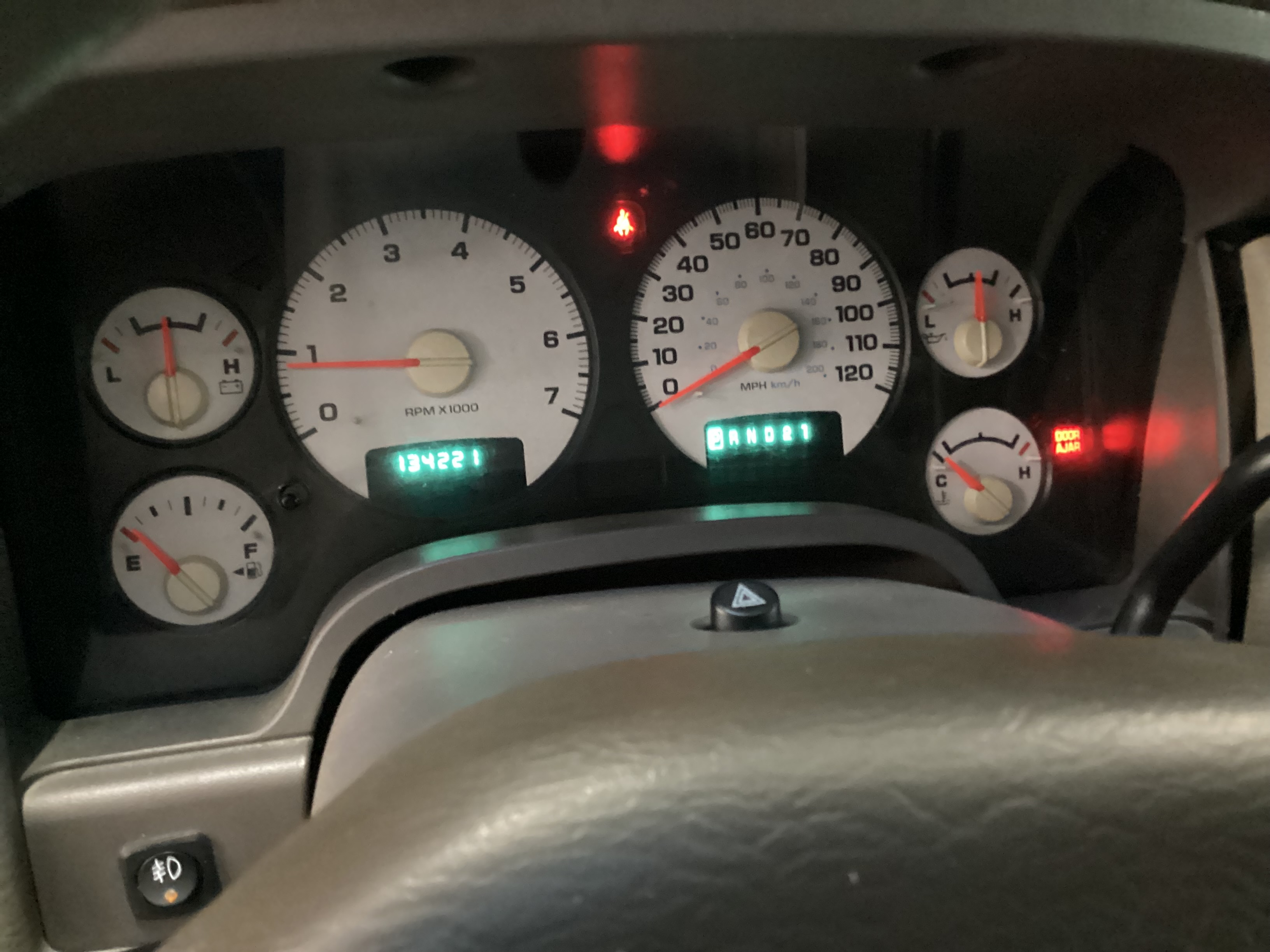 2003 DODGE Ram 1500 Regular Cab - Image 10