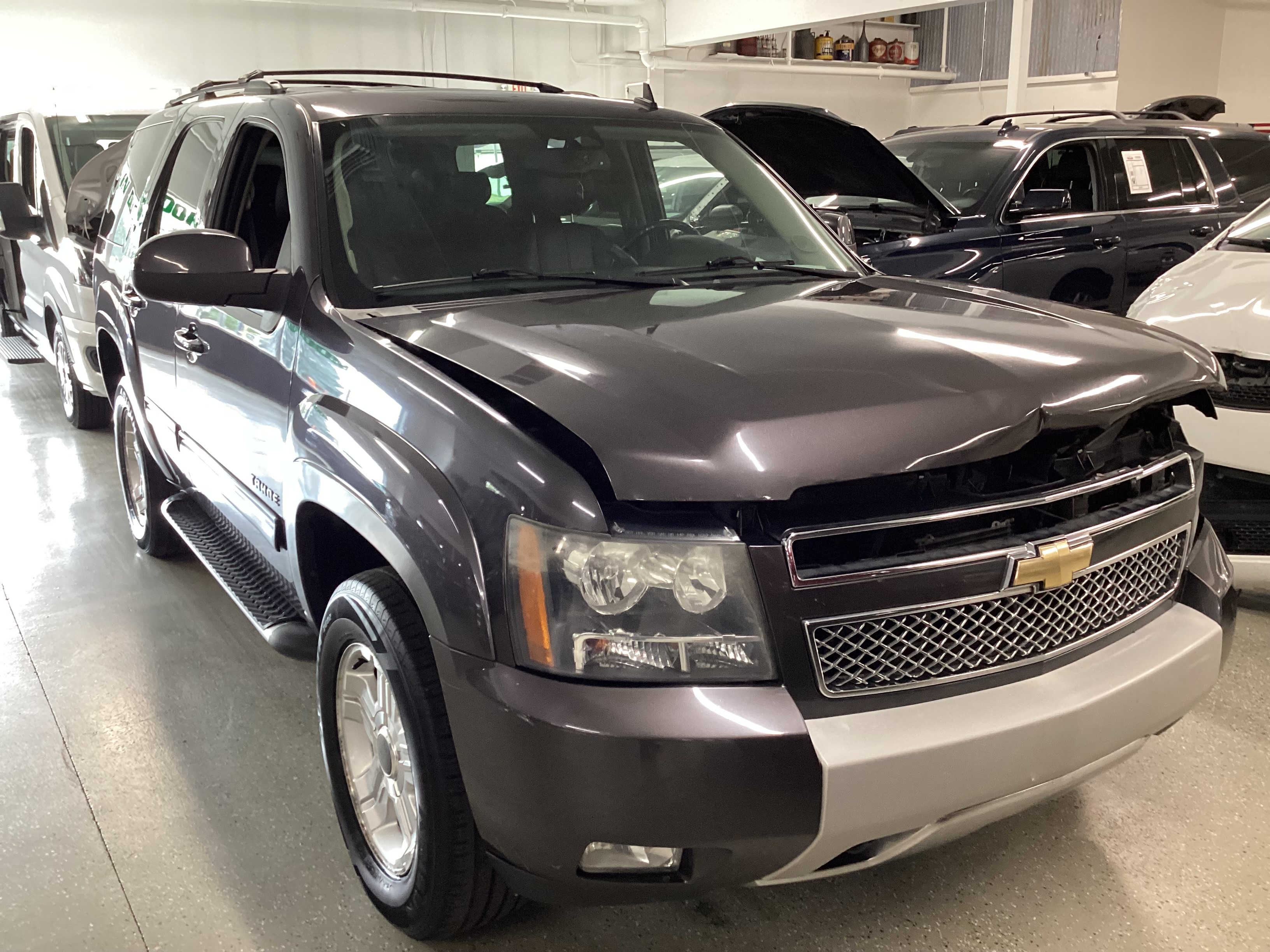 2010 CHEVROLET Tahoe LT 4WD - Image 4