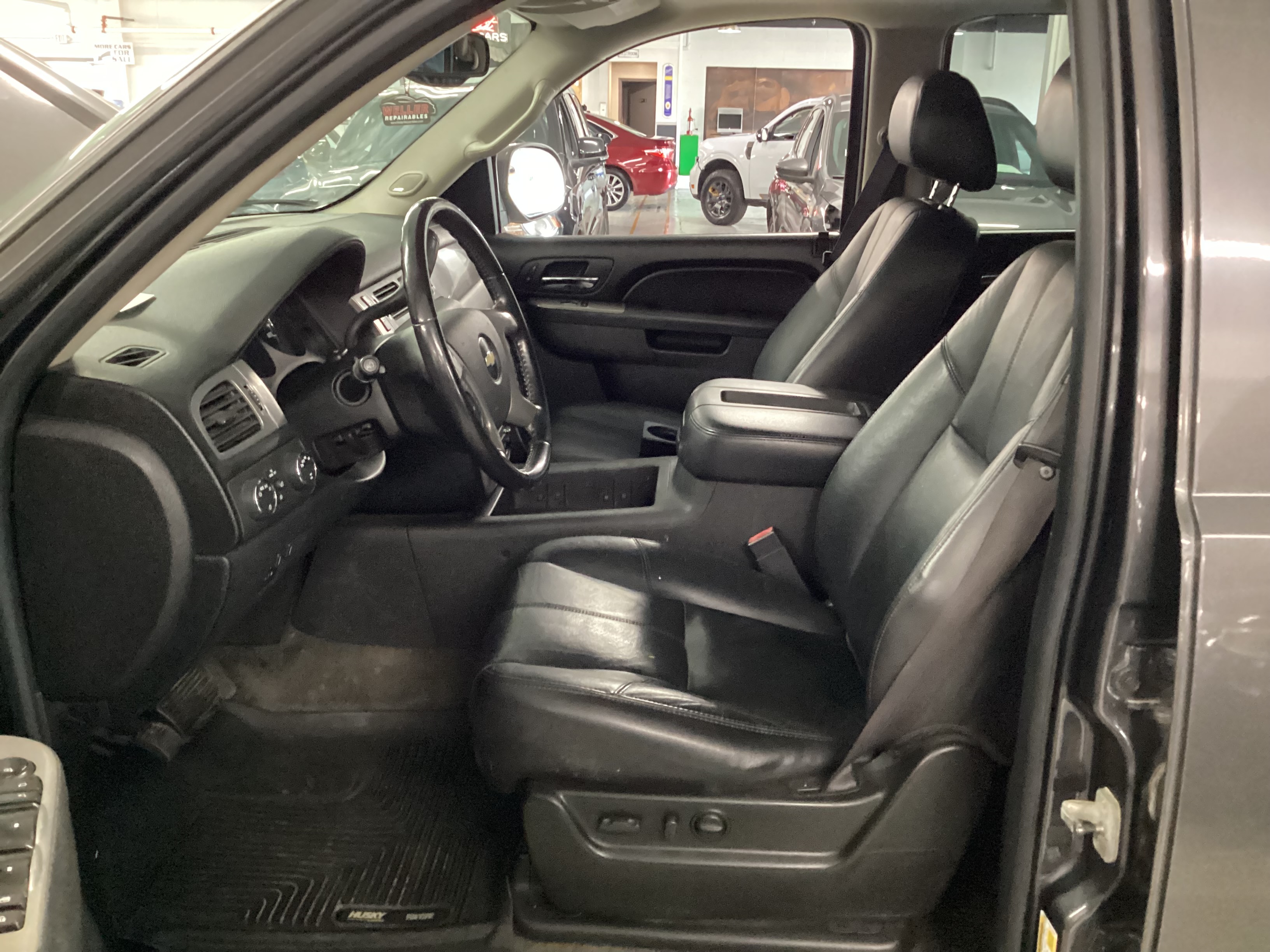 2010 CHEVROLET Tahoe LT 4WD - Image 8