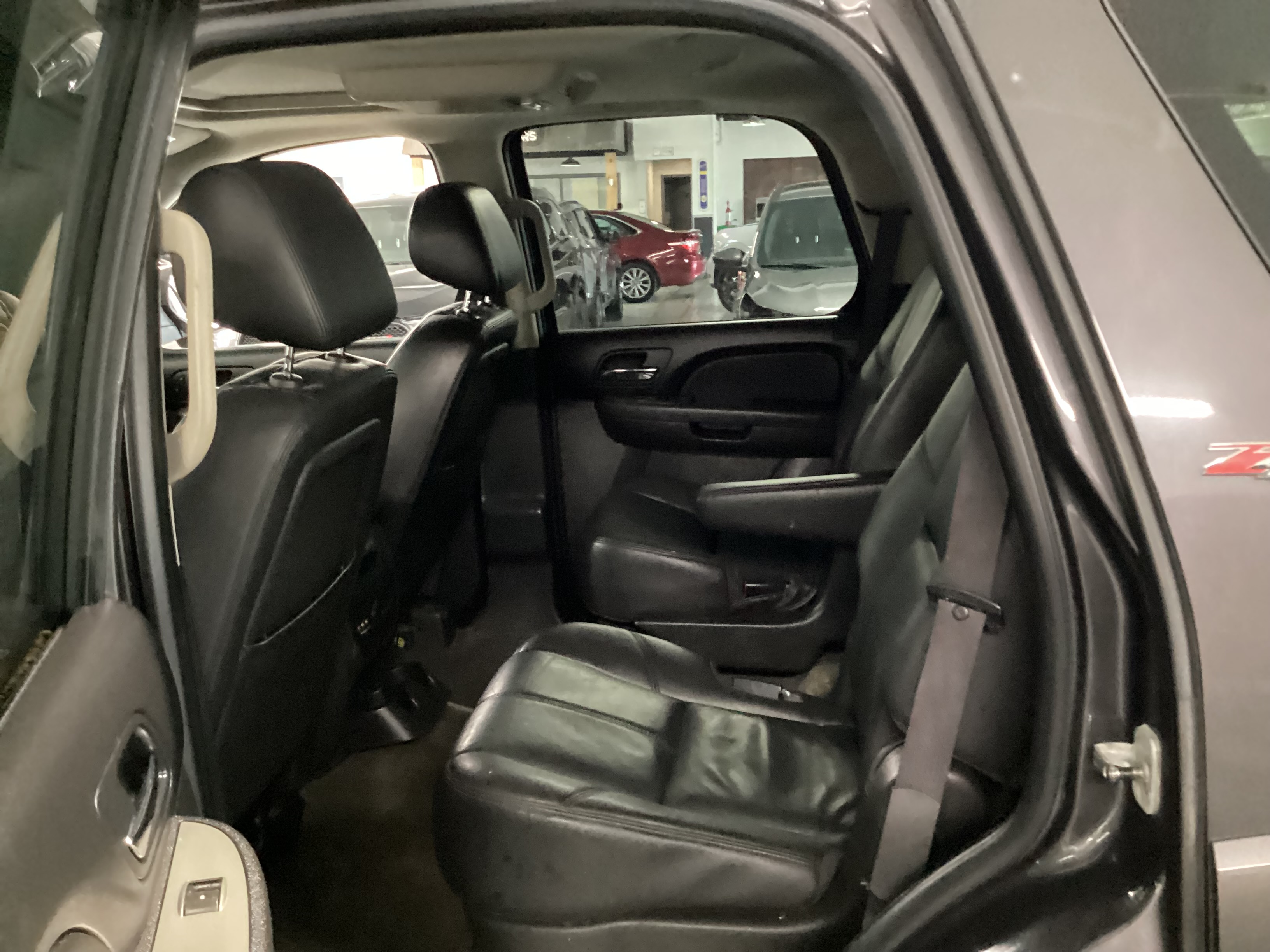 2010 CHEVROLET Tahoe LT 4WD - Image 9