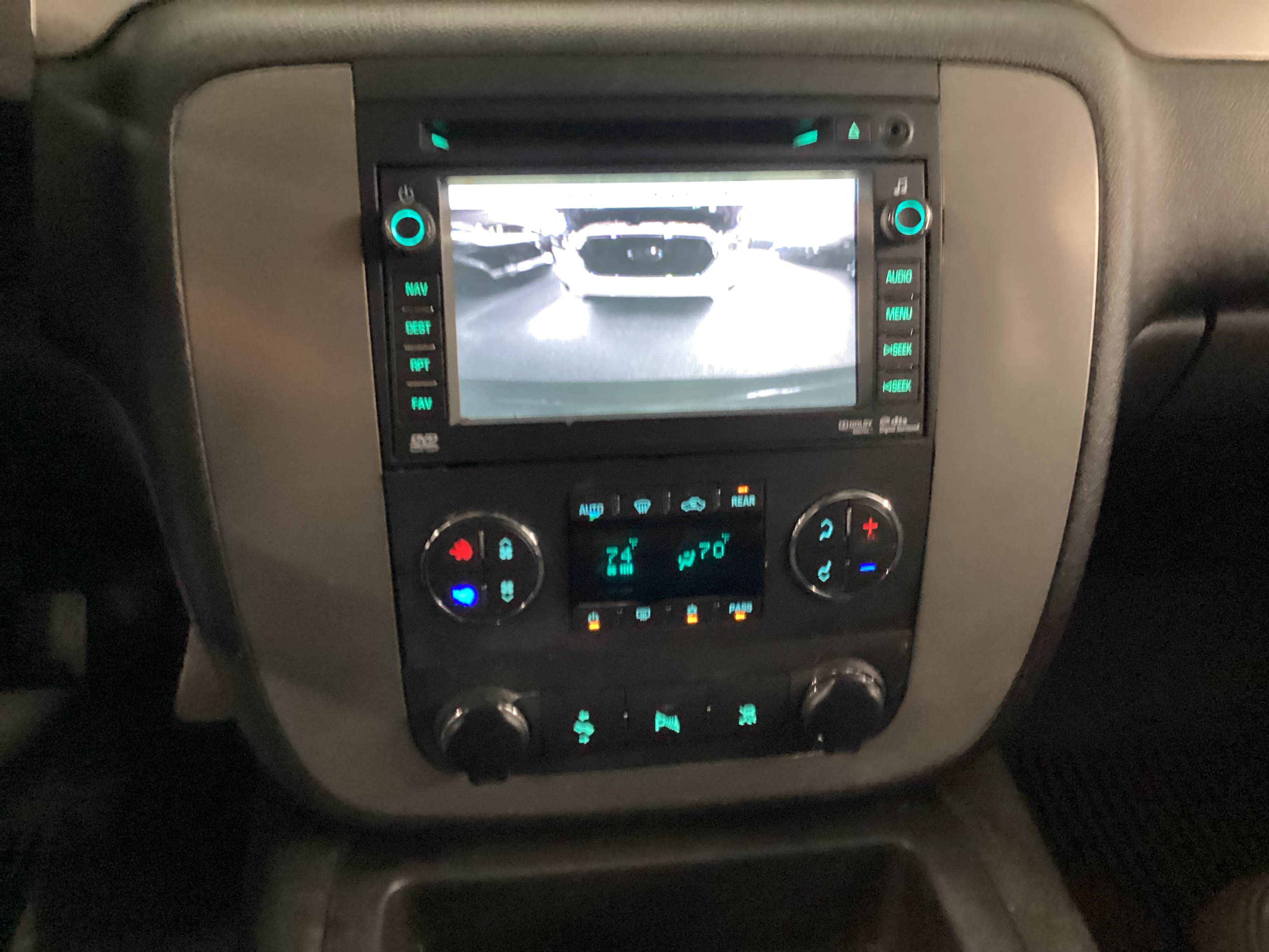 2010 CHEVROLET Tahoe LT 4WD - Image 14