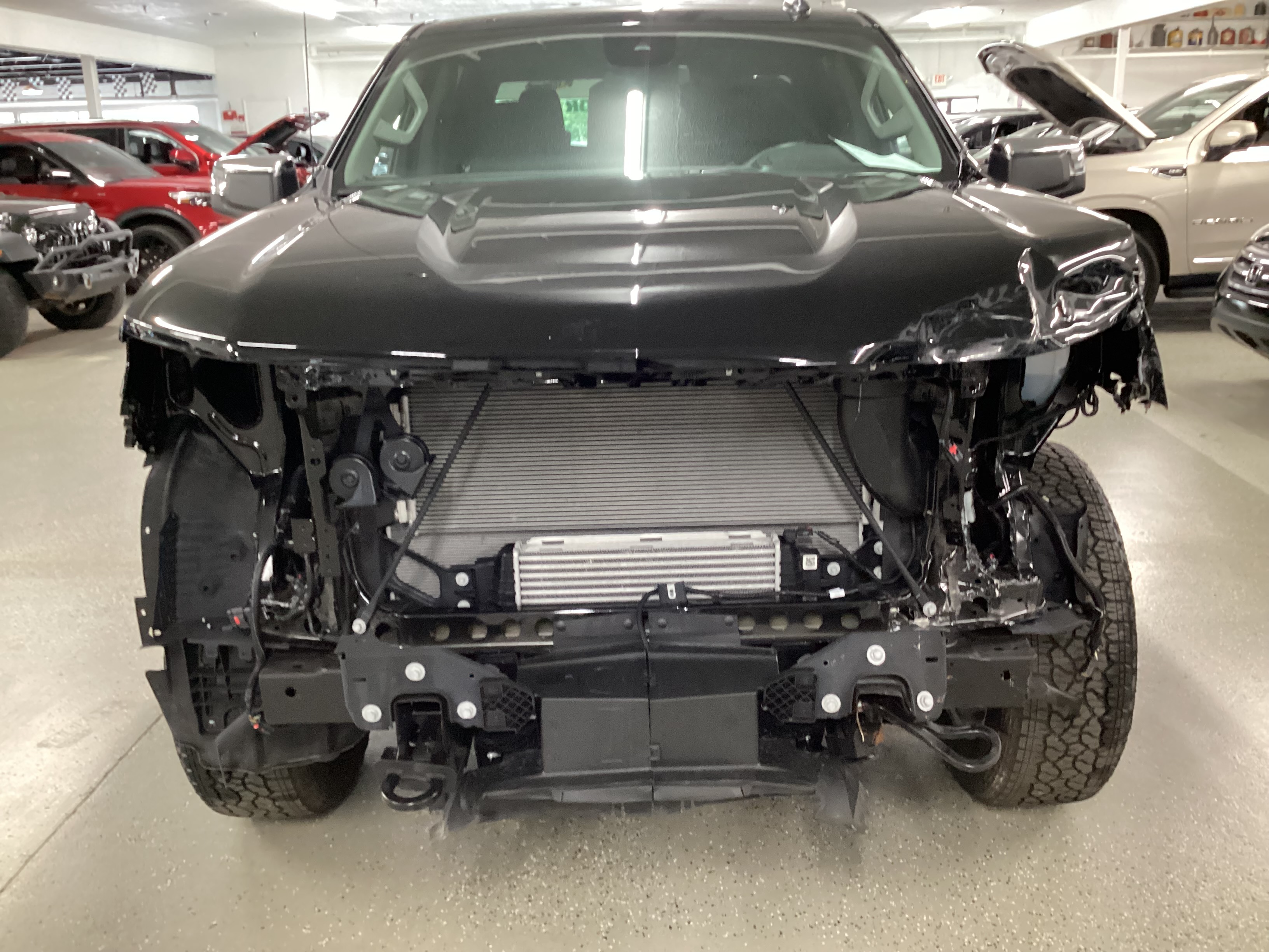 2026 CHEVROLET Silverado 4x4 LT w/2FL Crew Cab - Image 5