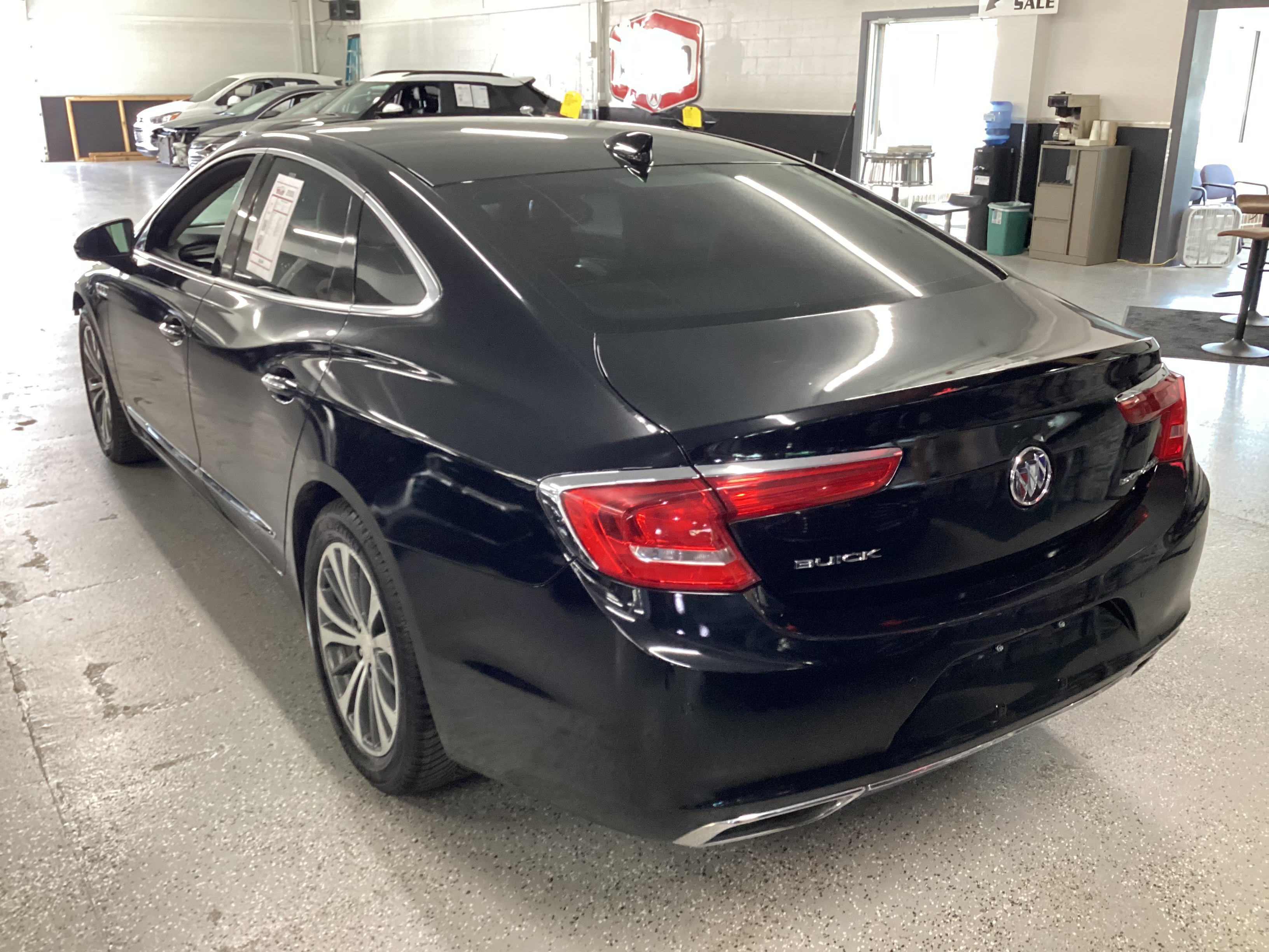 2017 BUICK LaCrosse Essence - Image 2